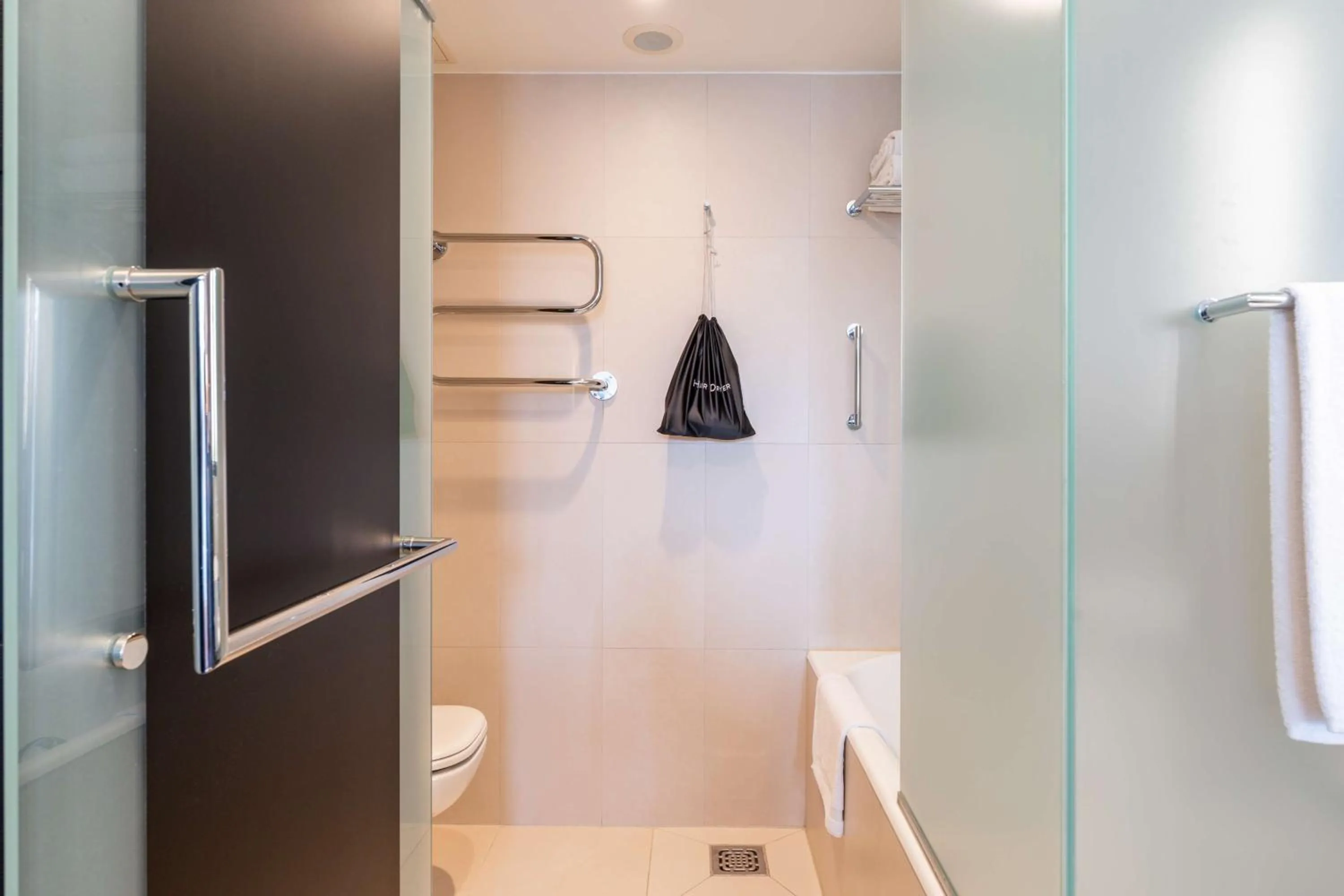 Toilet in Radisson Blu Elizabete Hotel, Riga