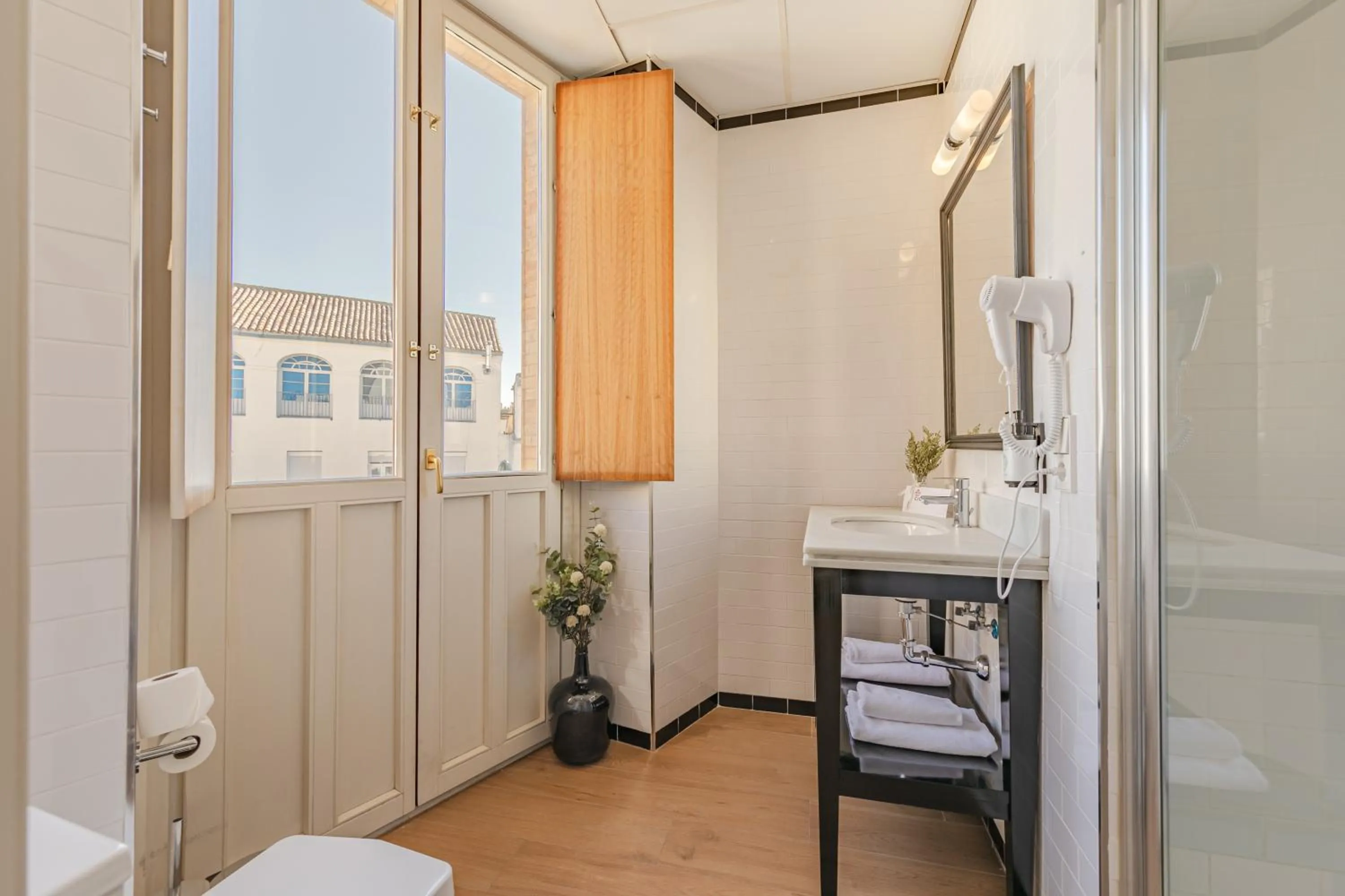 Bathroom in nüa cicerone