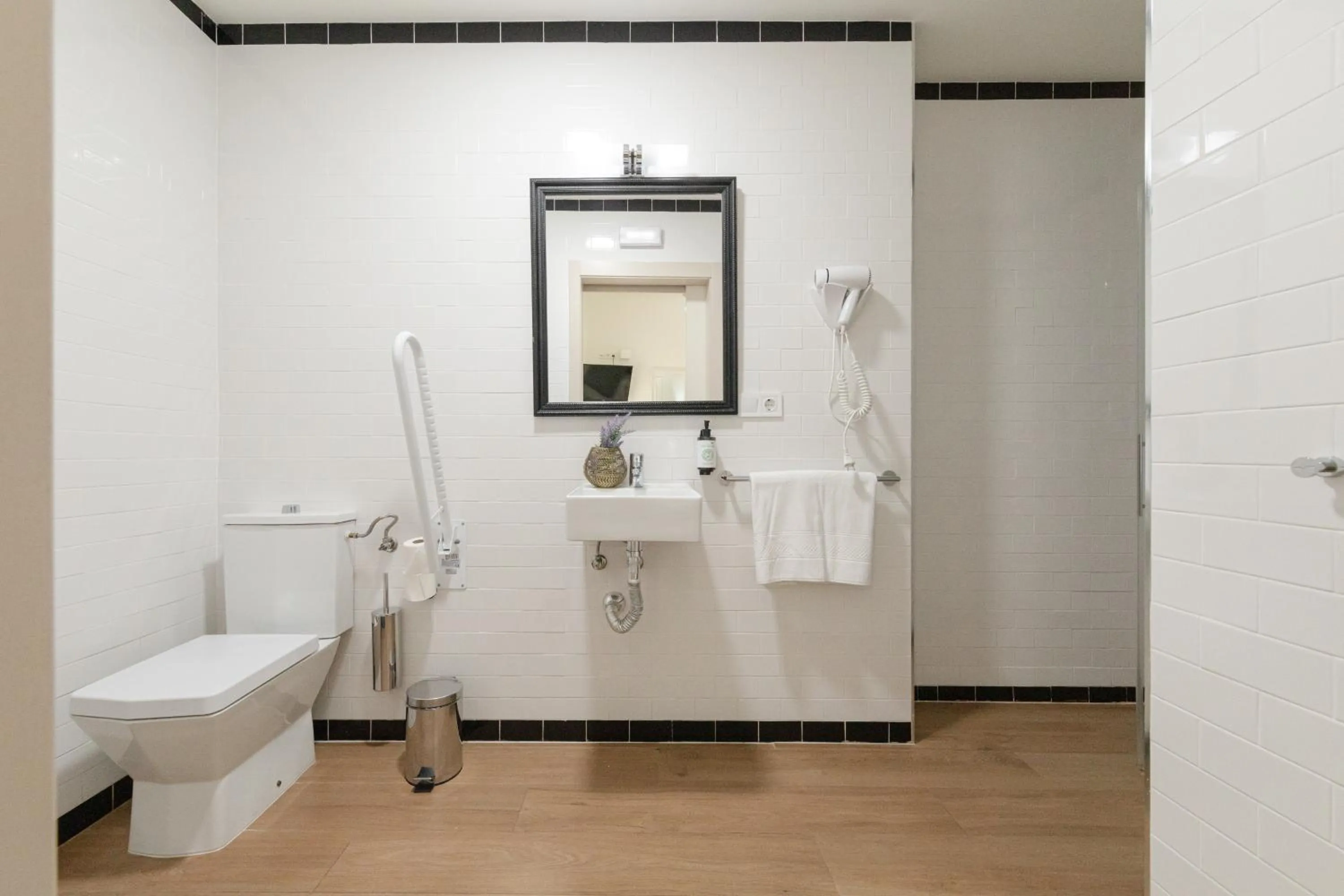 Bathroom in nüa cicerone