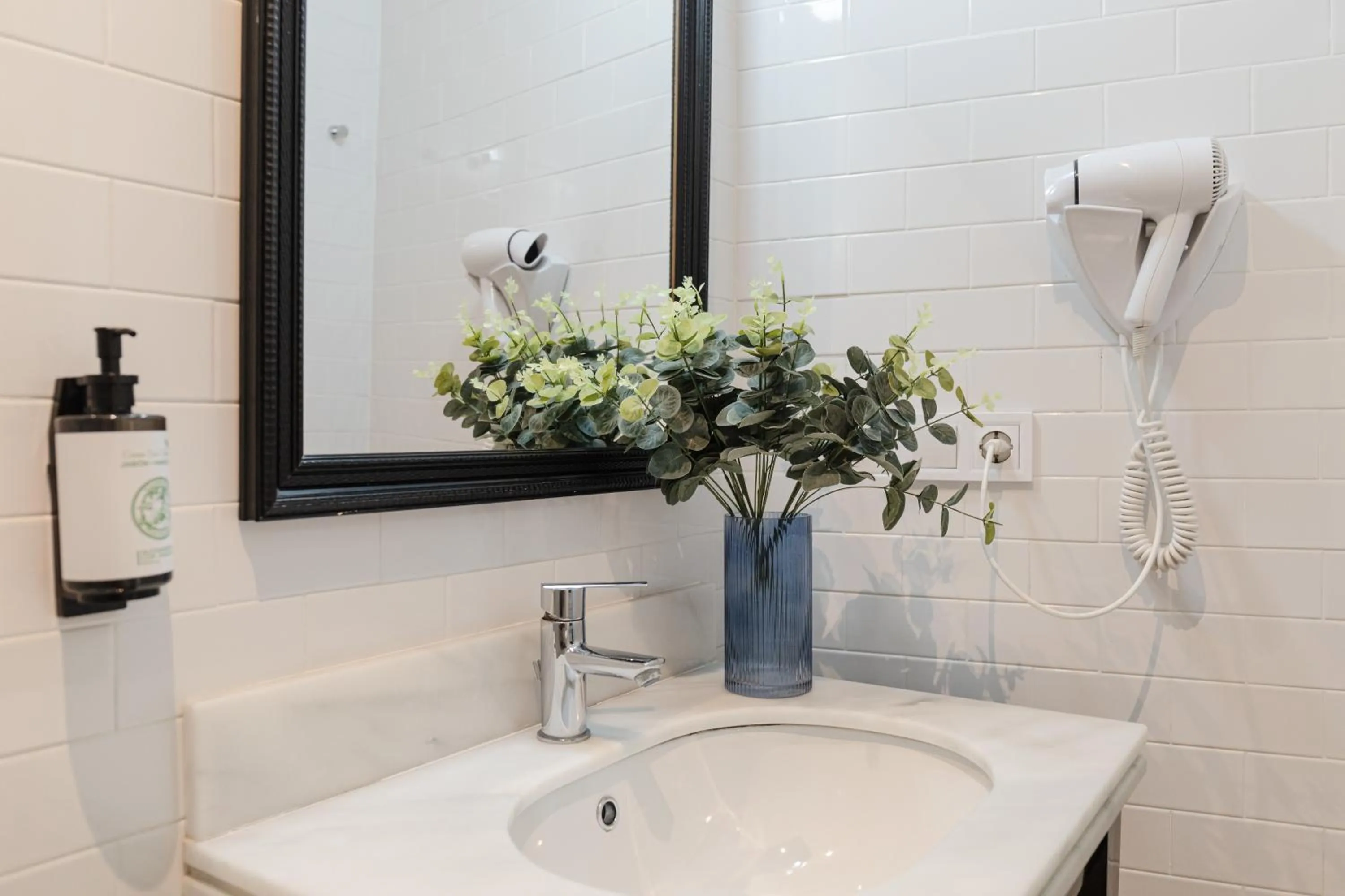 Bathroom in nüa cicerone