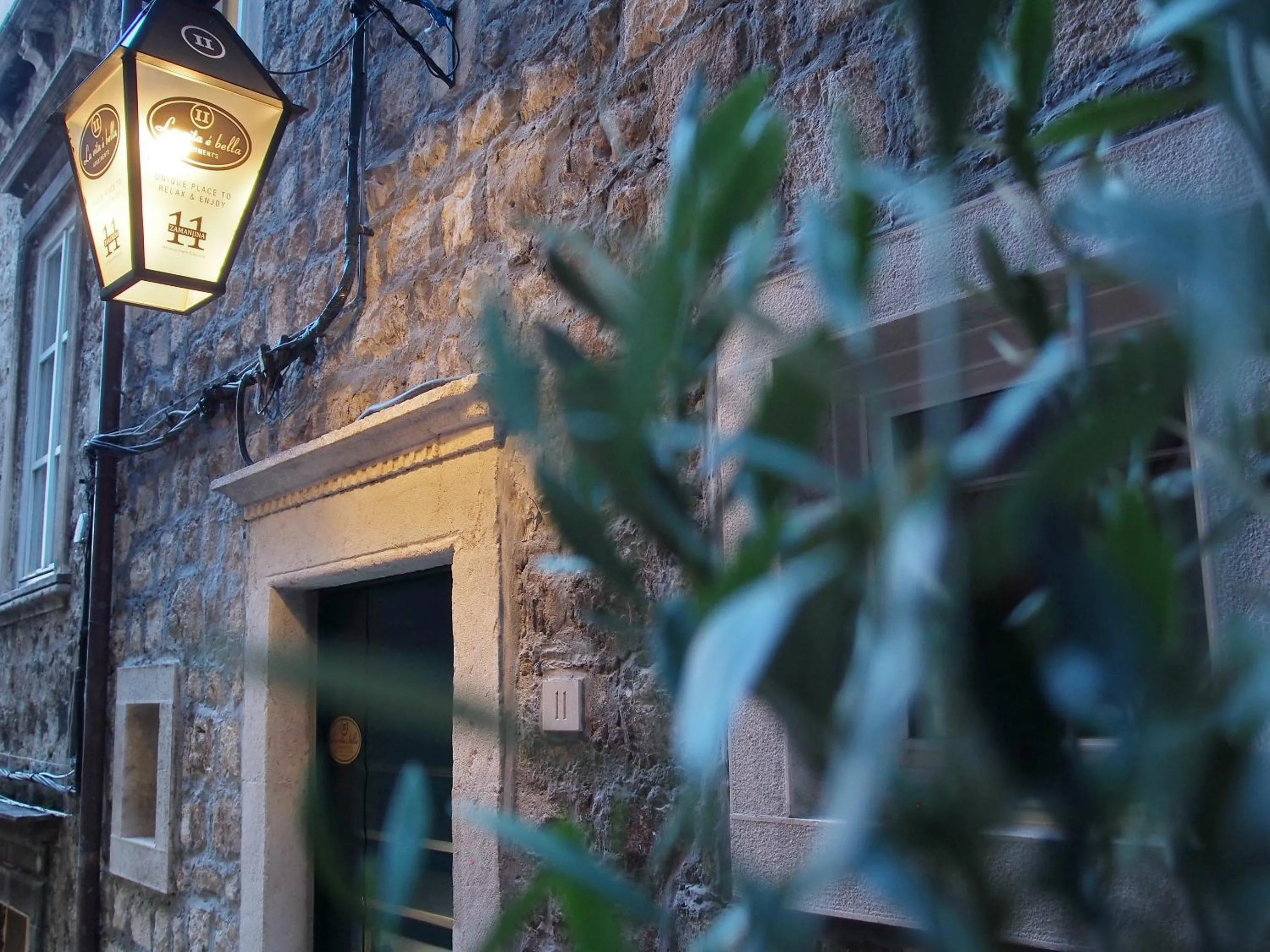 Facade/entrance in La Vita e Bella II