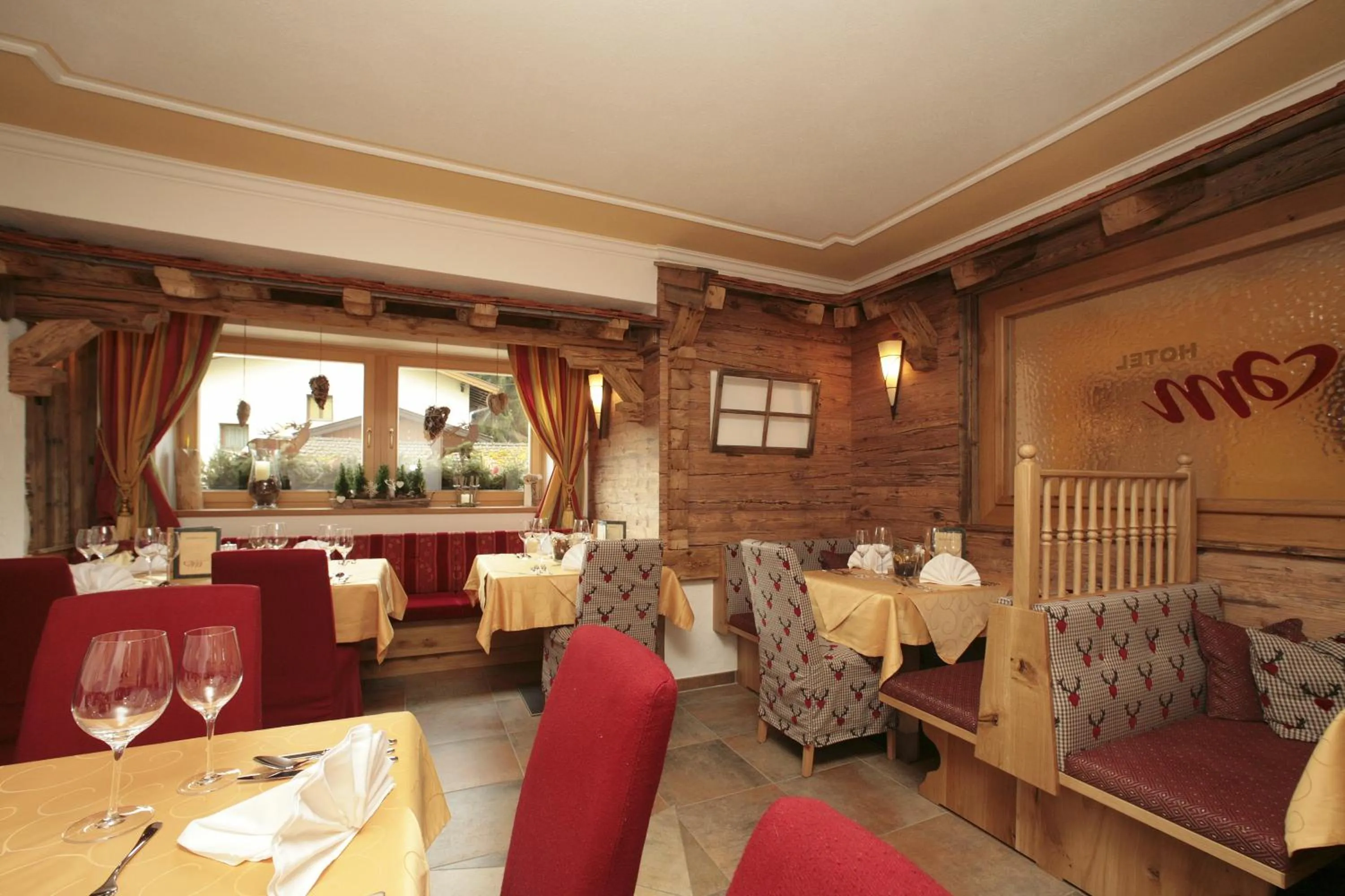 Restaurant/places to eat in Hotel Eder Michaela