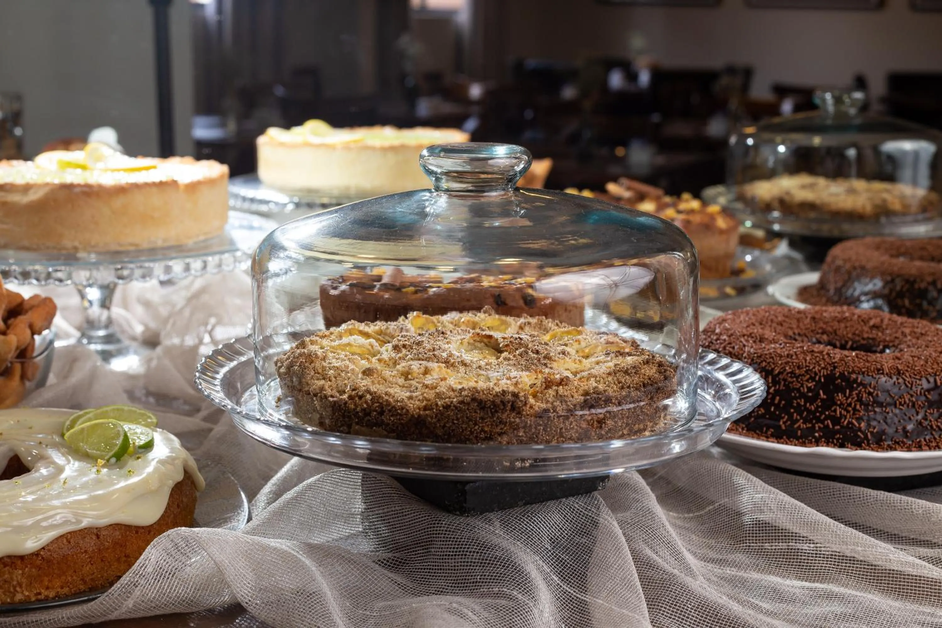 Food and drinks in Hotel Lunes