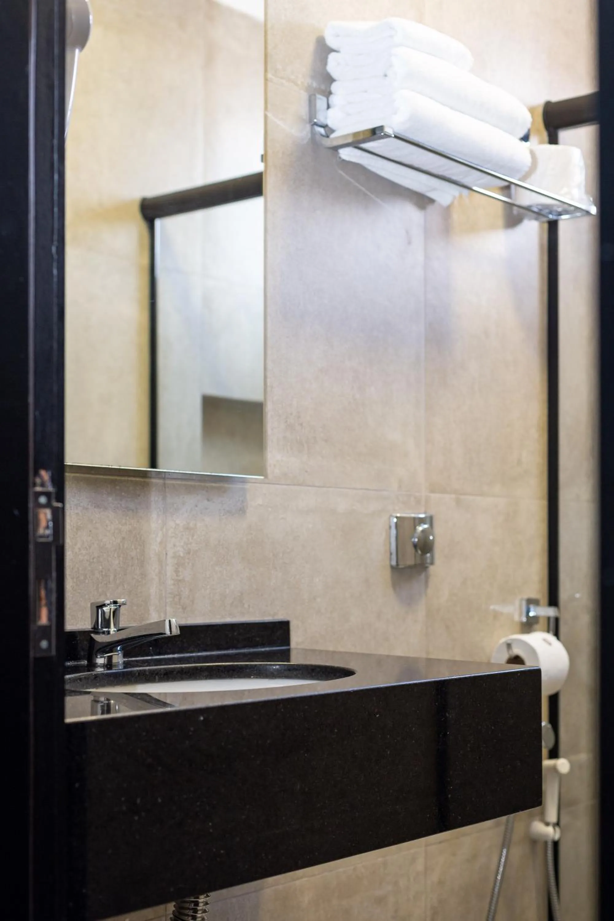 Bathroom in Hotel Lunes