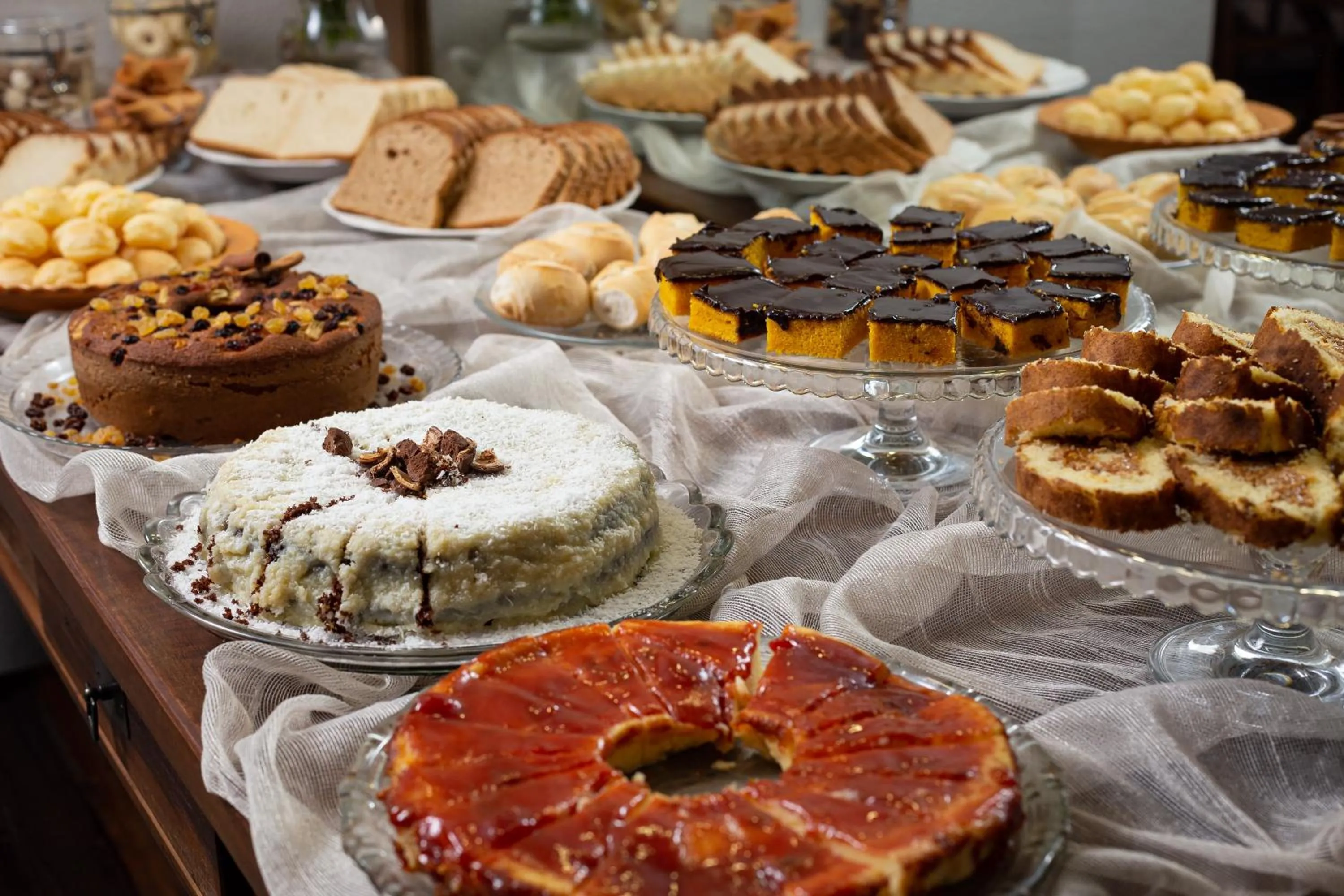 Food and drinks in Hotel Lunes