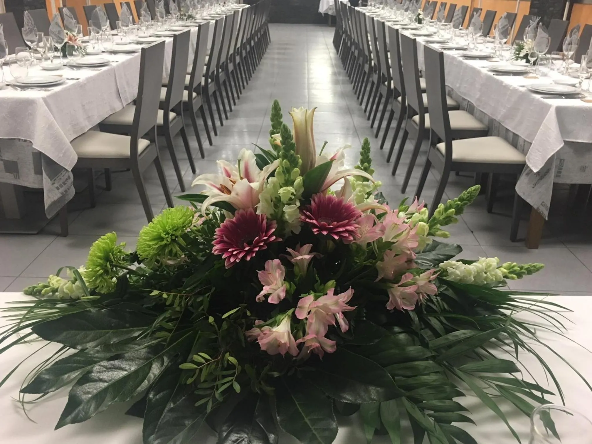 Restaurant/places to eat in Hotel HM Alfaro