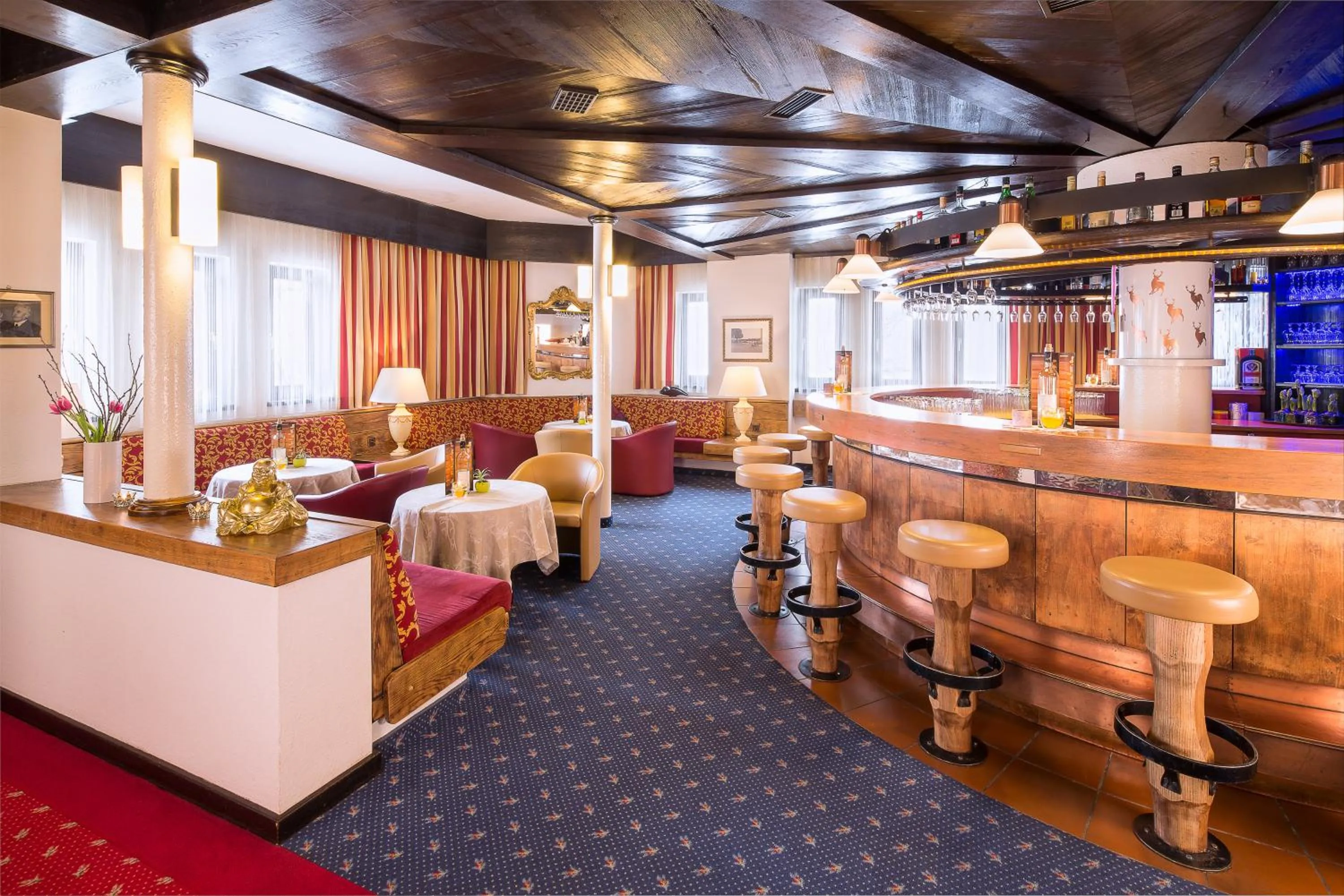 Alcoholic drinks in Hotel Neue Burg