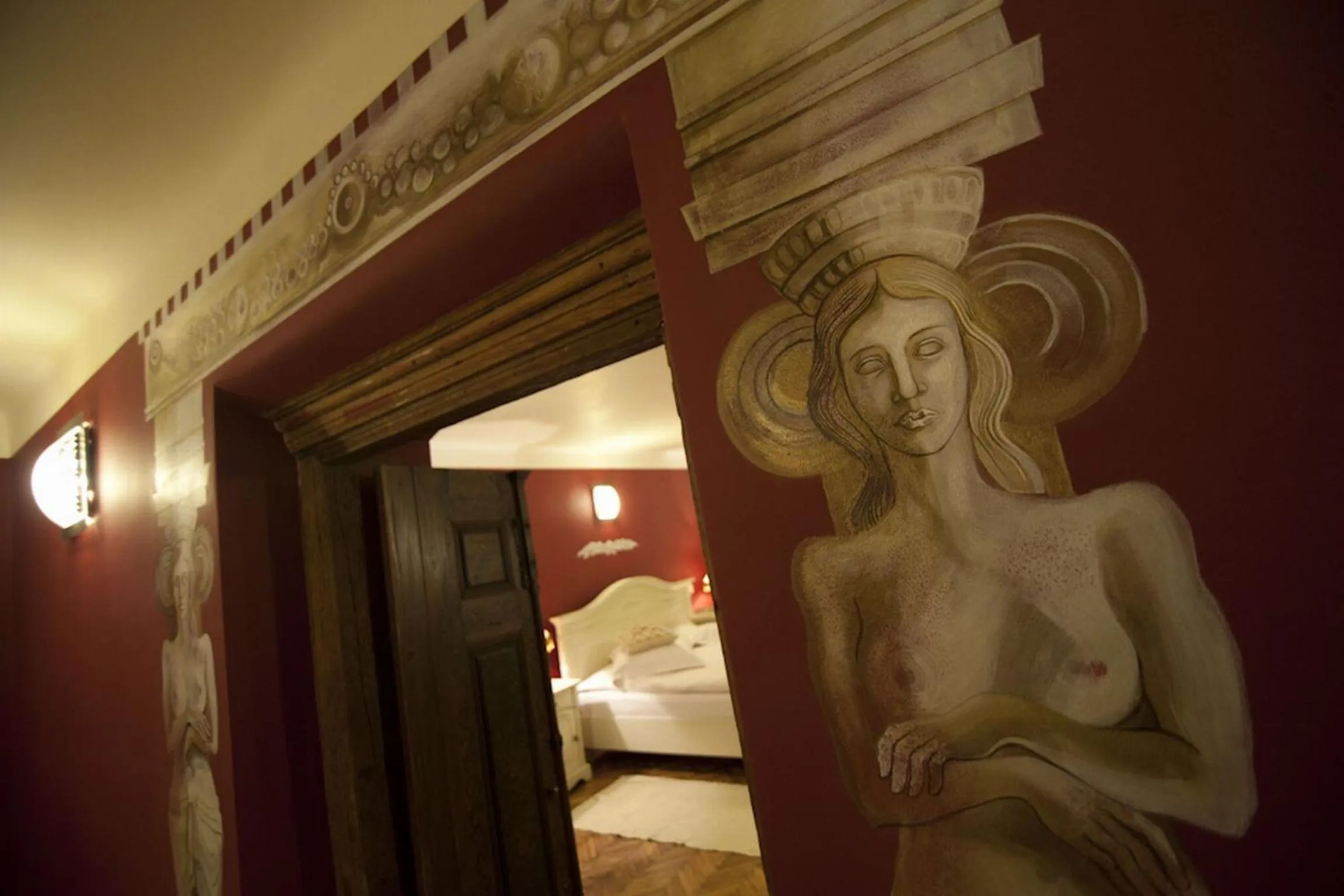 Decorative detail, Bed in Casa Albert Boutique & Restaurant