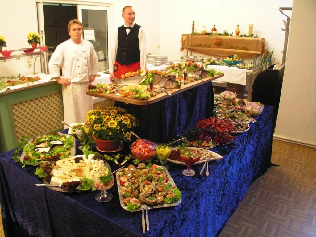 Restaurant/places to eat in Hotel Störtebeker