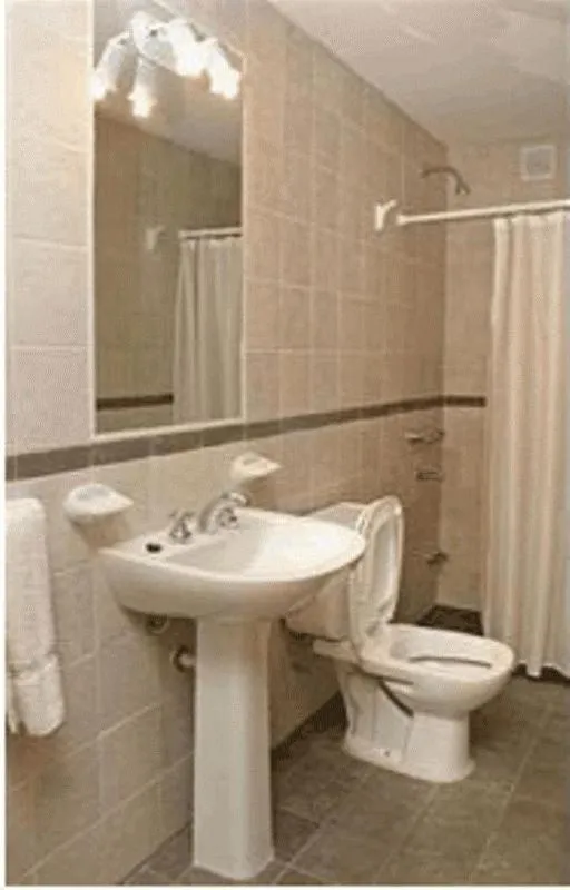 Bathroom in Wilson Apart Hotel