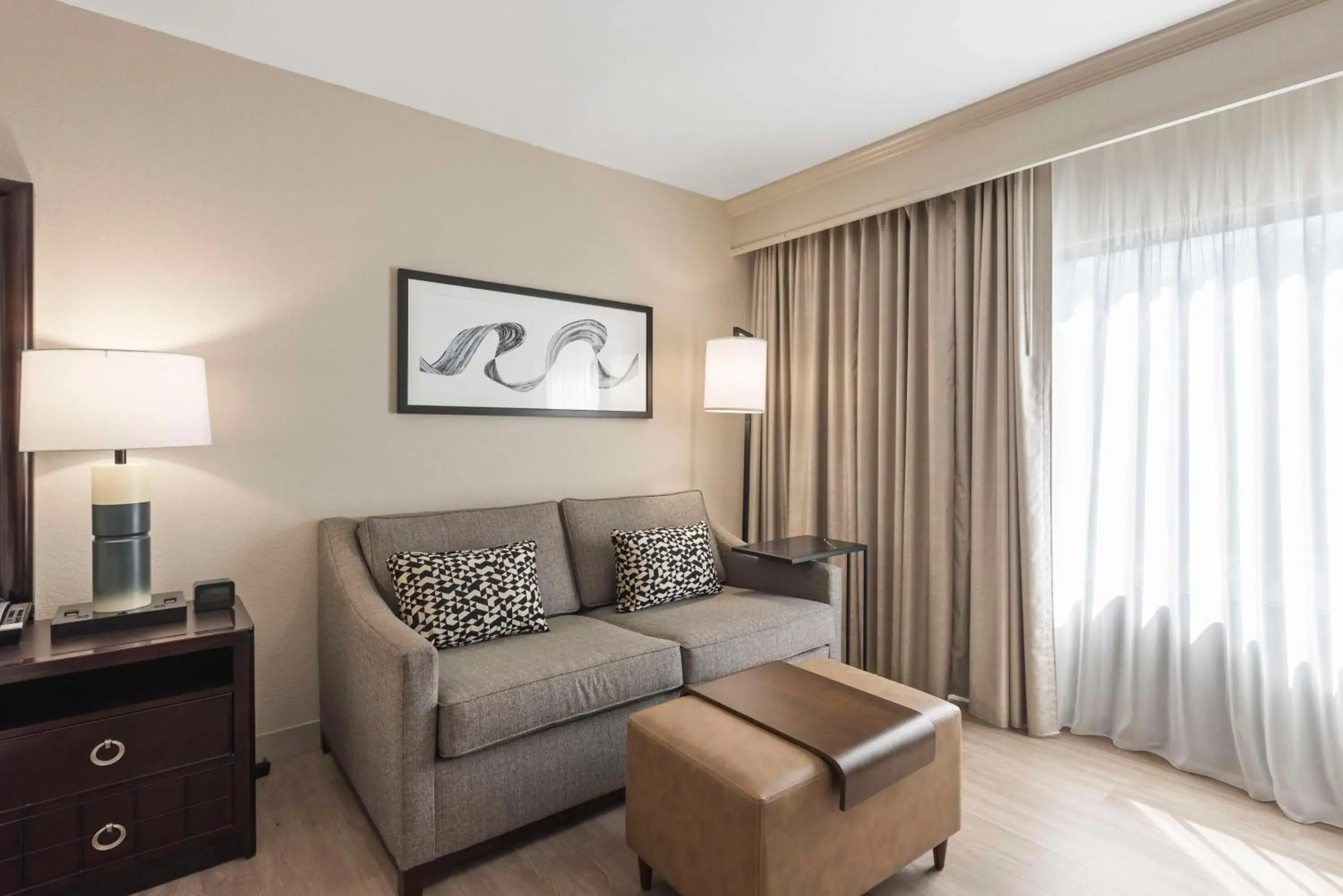 King Room with Sofa Bed - Non-Smoking in DoubleTree by Hilton Columbus King Room with Sofa Bed - Non-Smoking in DoubleTree by Hilton Columbus