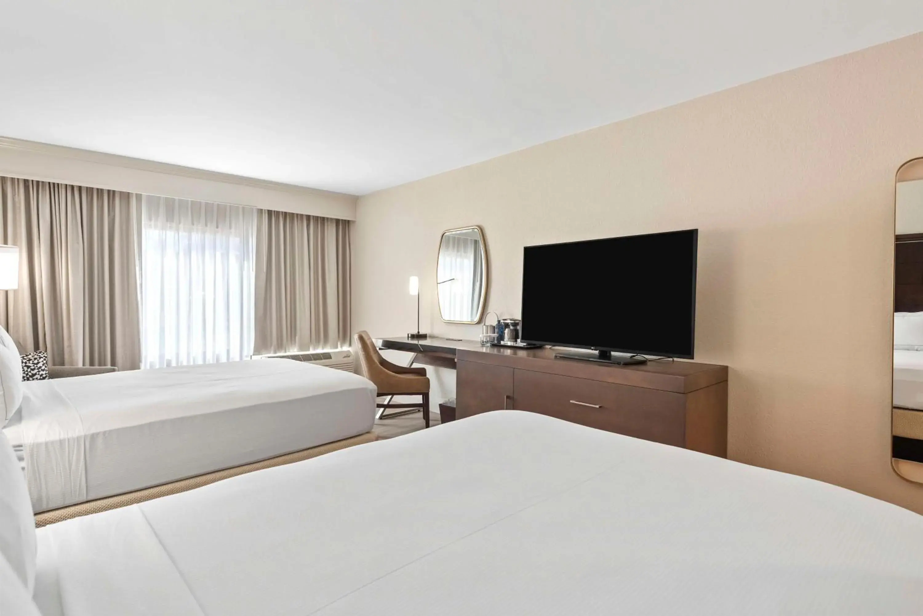 Room with Two Double Beds - Non-Smoking in DoubleTree by Hilton Columbus Room with Two Double Beds - Non-Smoking in DoubleTree by Hilton Columbus