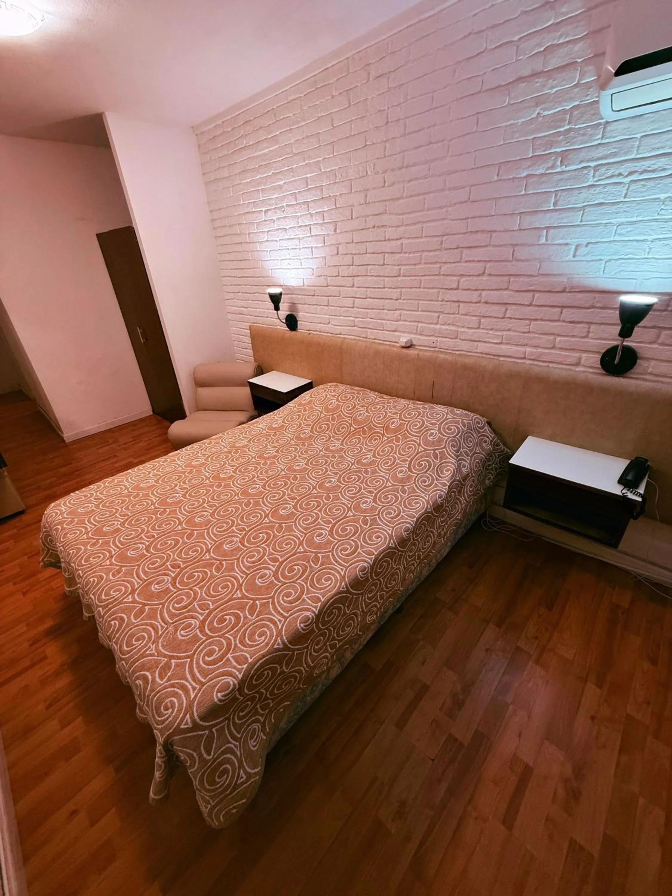 Bed in Punta del Este Shelton Hotel