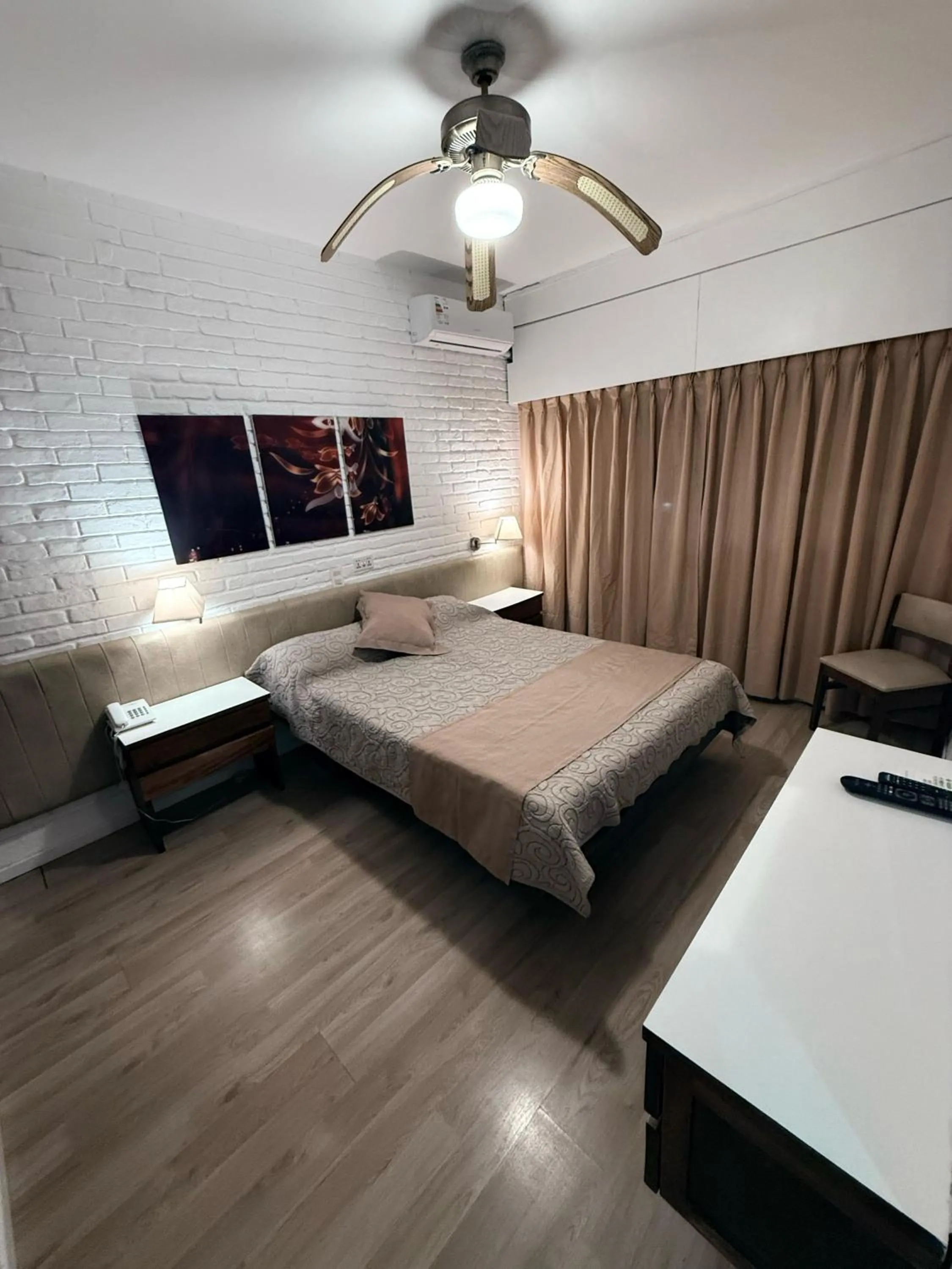 Bed in Punta del Este Shelton Hotel