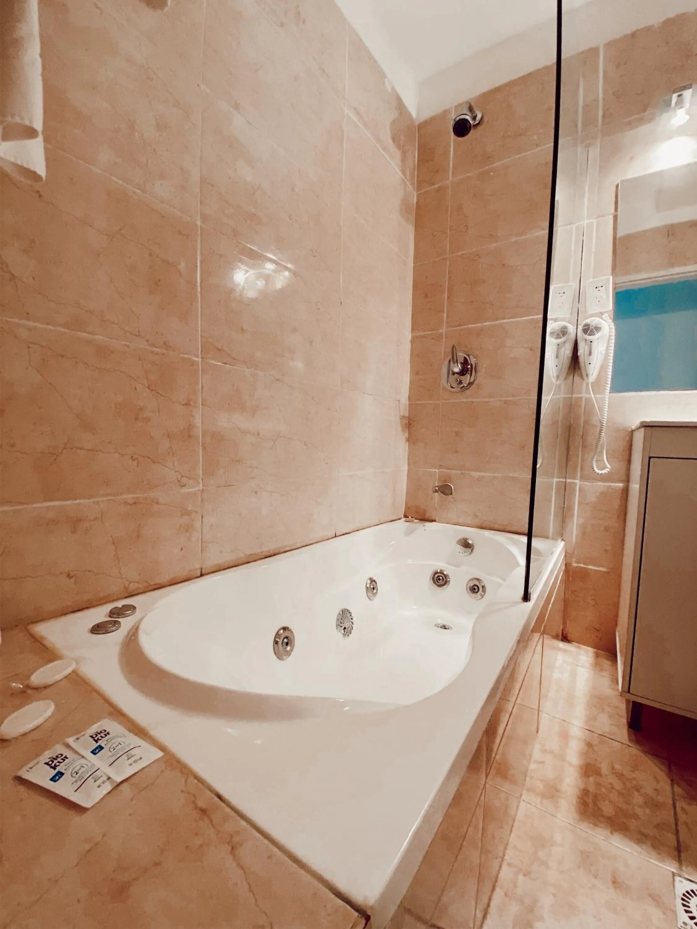 Toilet in Punta del Este Shelton Hotel