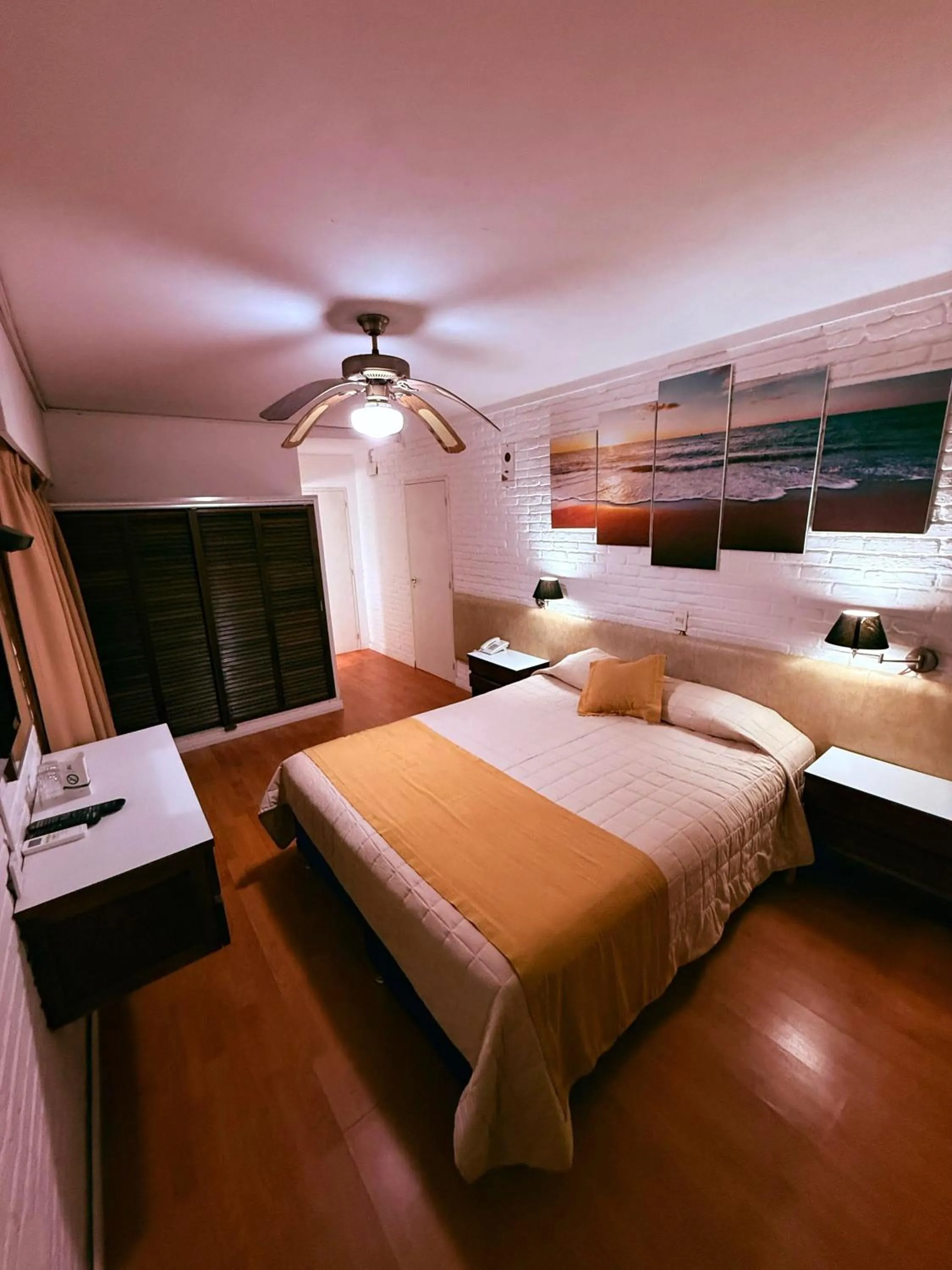 Bed in Punta del Este Shelton Hotel