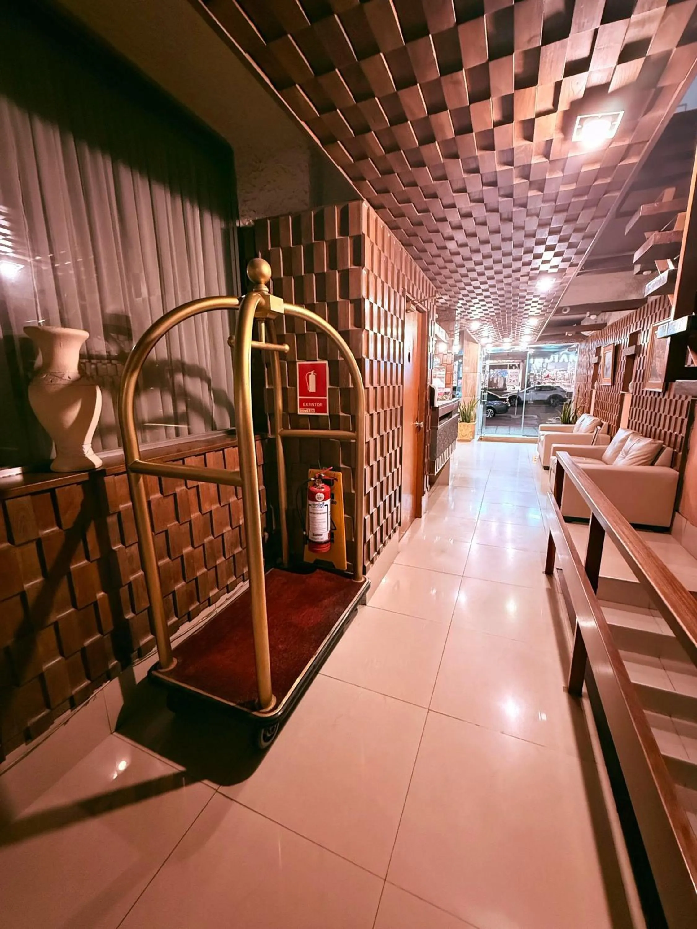 Property building in Punta del Este Shelton Hotel