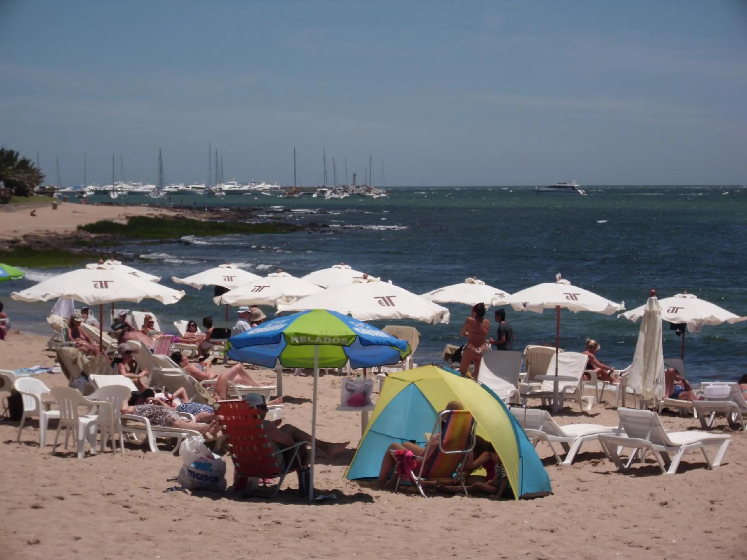 Beach in Punta del Este Shelton Hotel