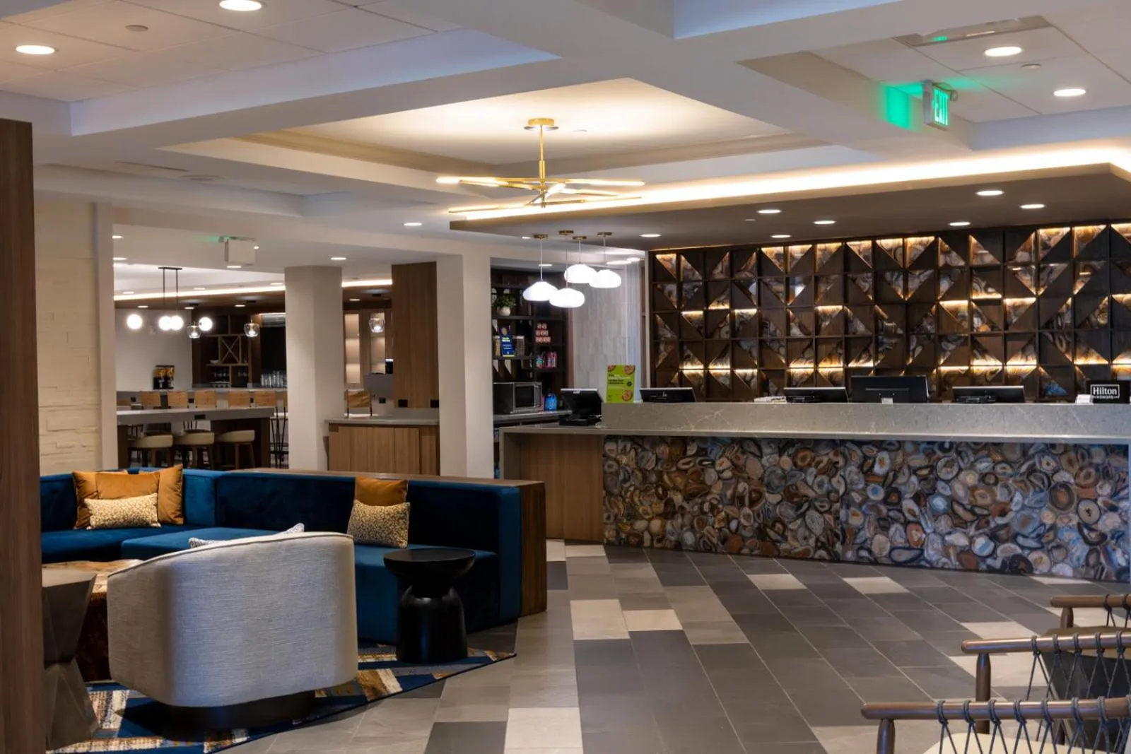 Lobby or reception in DoubleTree by Hilton Tinton Falls-Eatontown