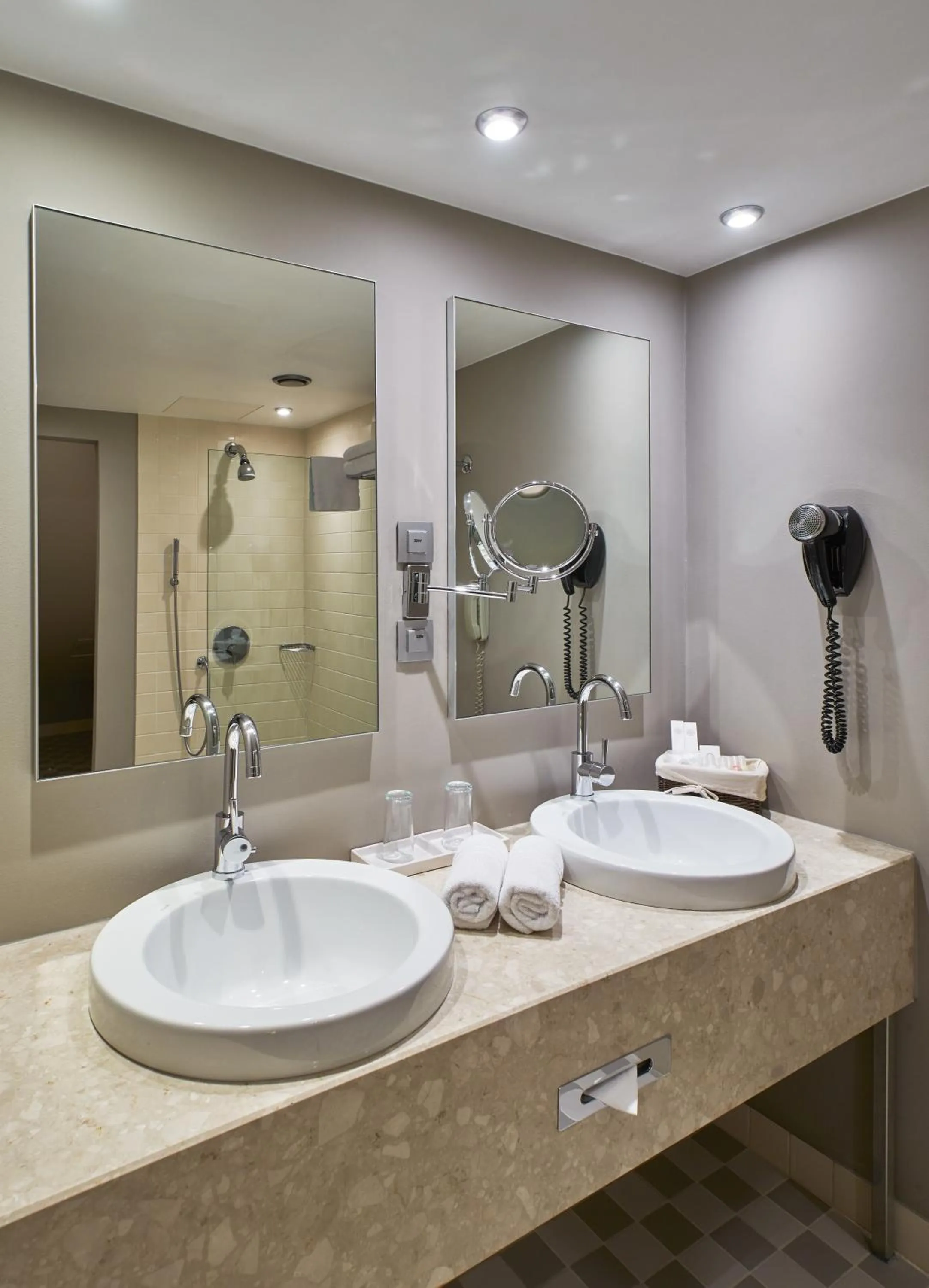 Bathroom in Opera Hotel