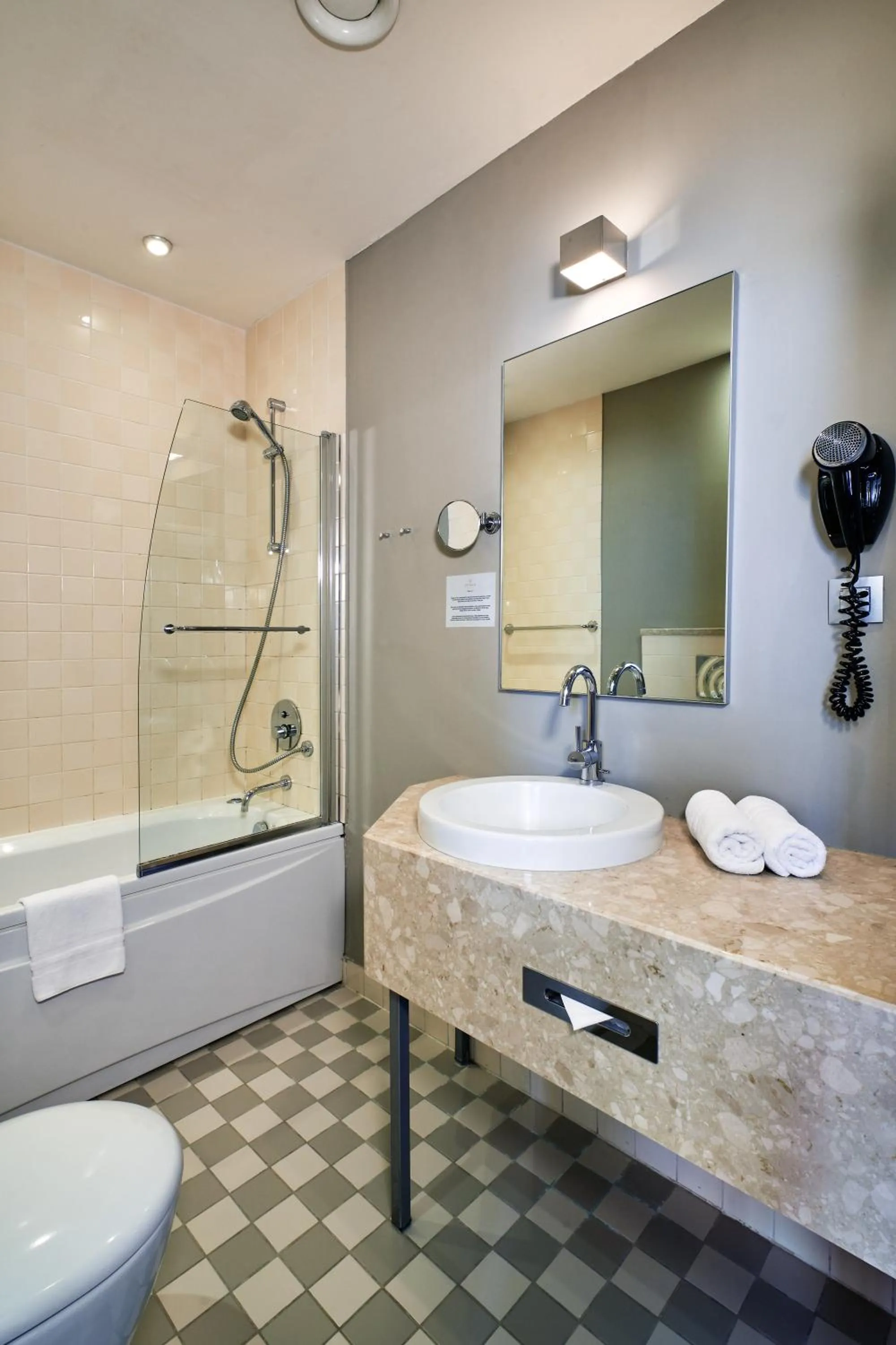 Bathroom in Opera Hotel