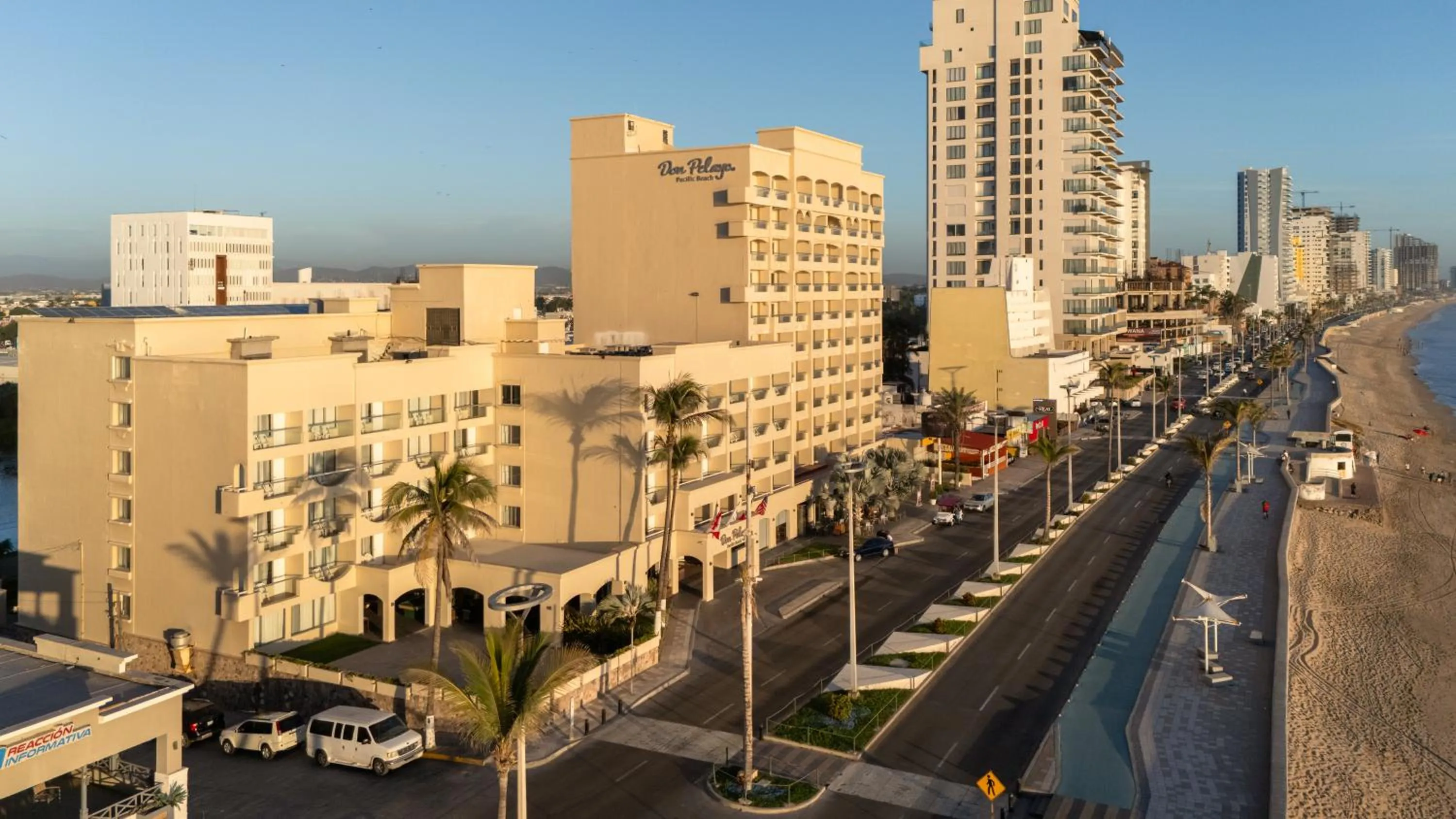 Property building in Don Pelayo Pacific Beach