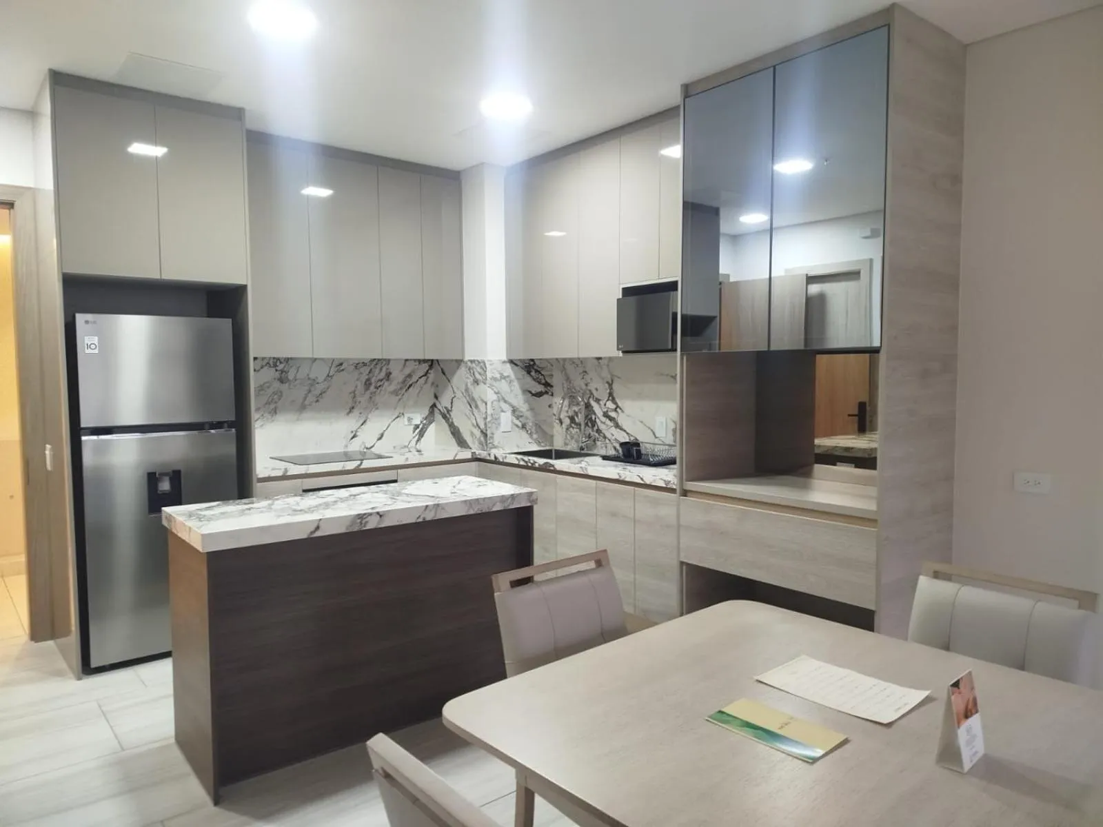 Kitchen or kitchenette in Le Parc Hotel, Beyond Stars