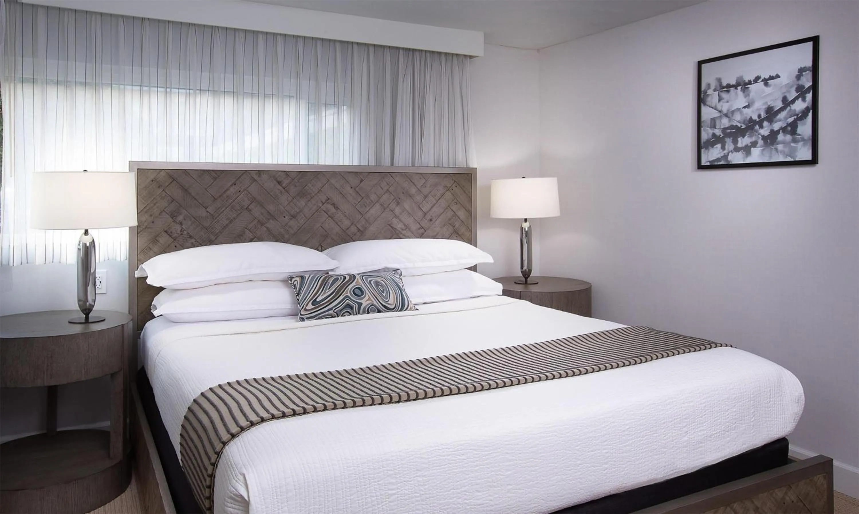 Photo of the whole room, Bed in West Beach Inn, a Coast Hotel