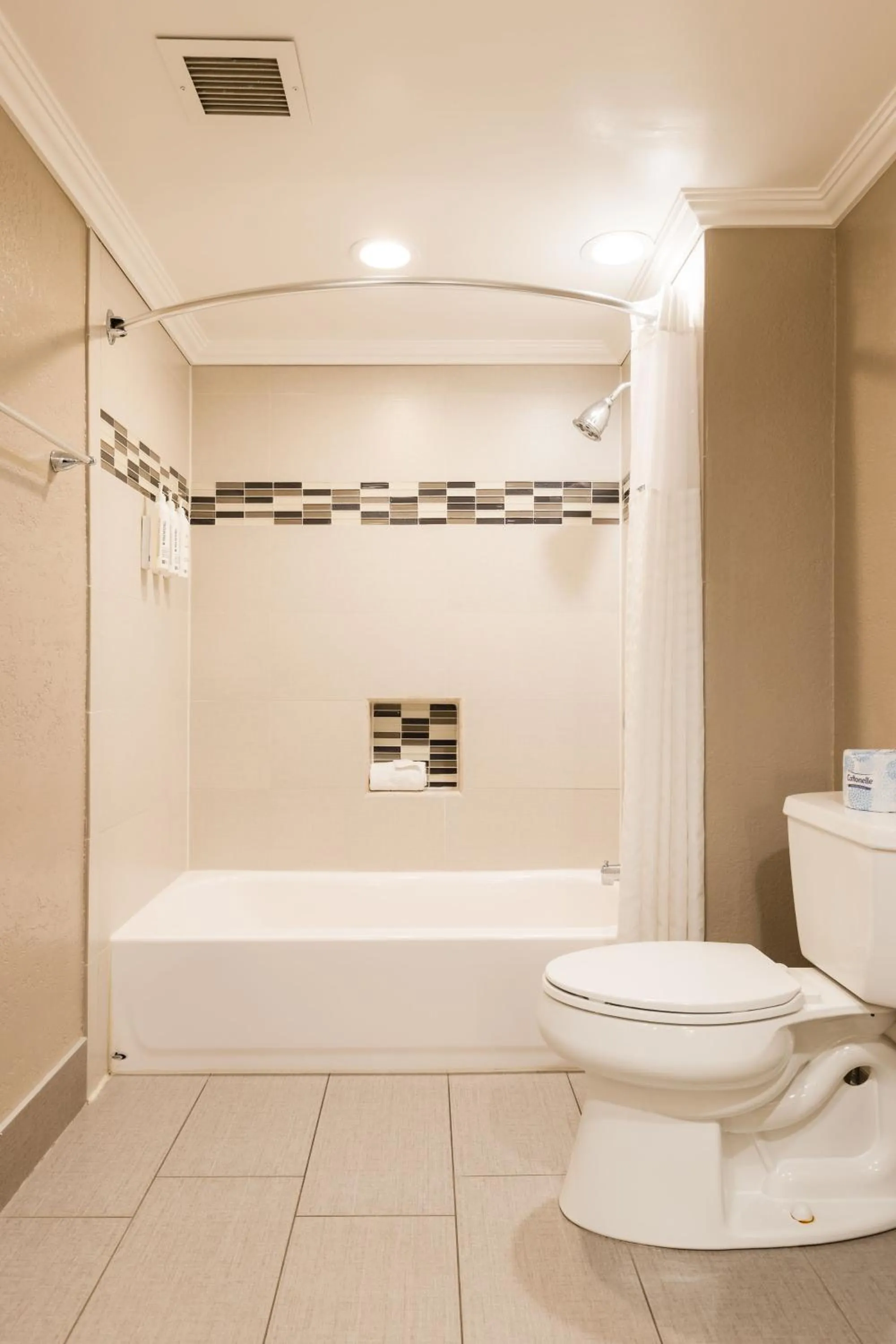 Shower in Inn at Highway 1