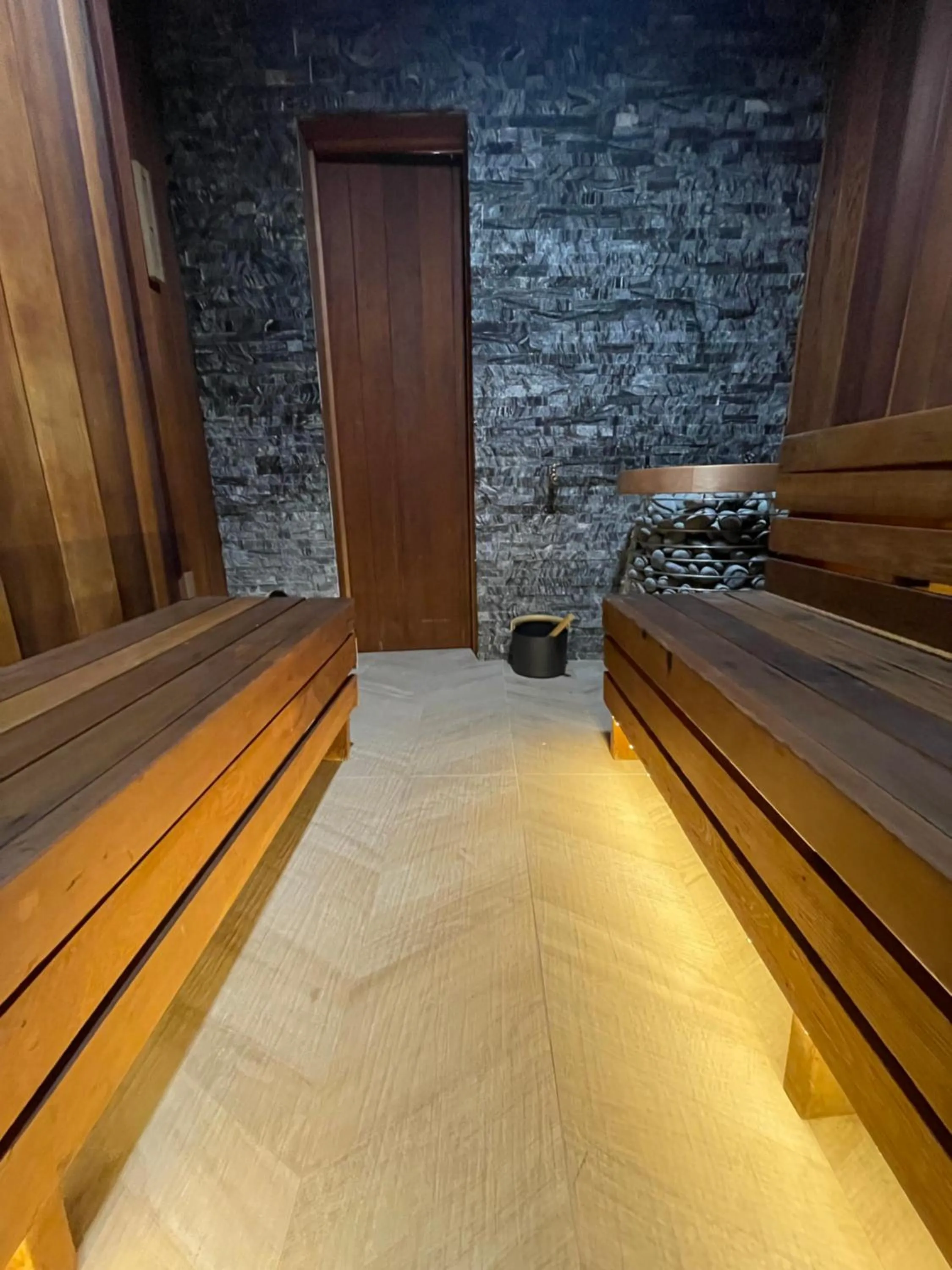 Sauna in Inn at Highway 1