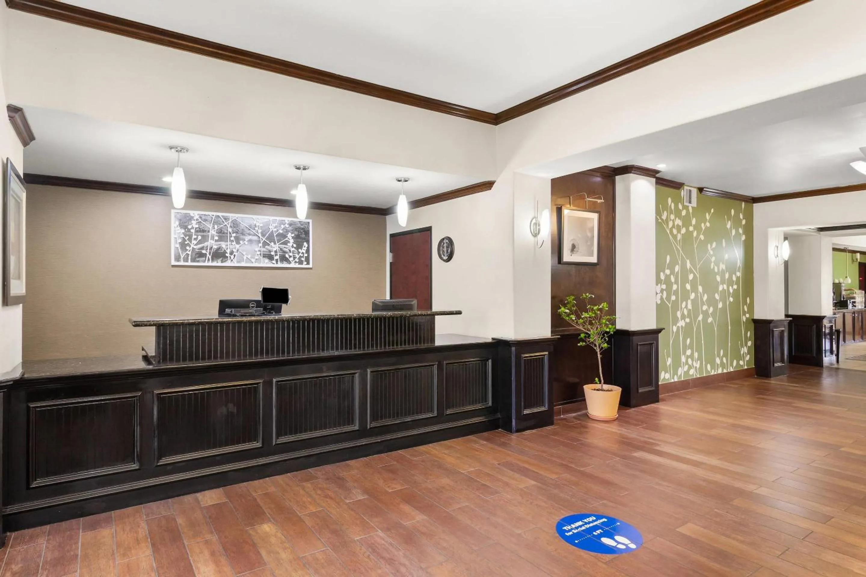 Lobby or reception in Sleep Inn & Suites Bush Intercontinental - IAH East