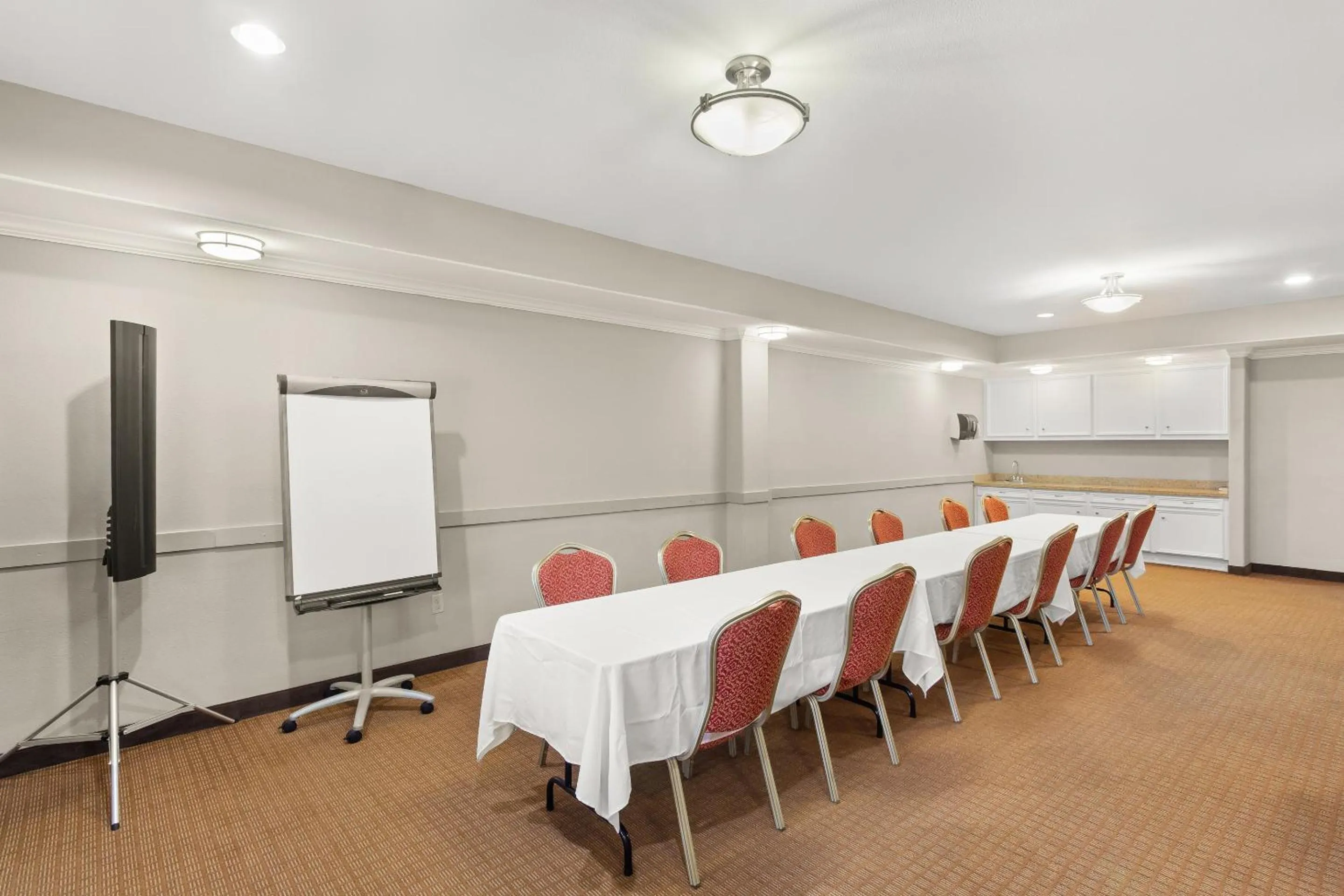 Meeting/conference room in Sleep Inn & Suites Bush Intercontinental - IAH East