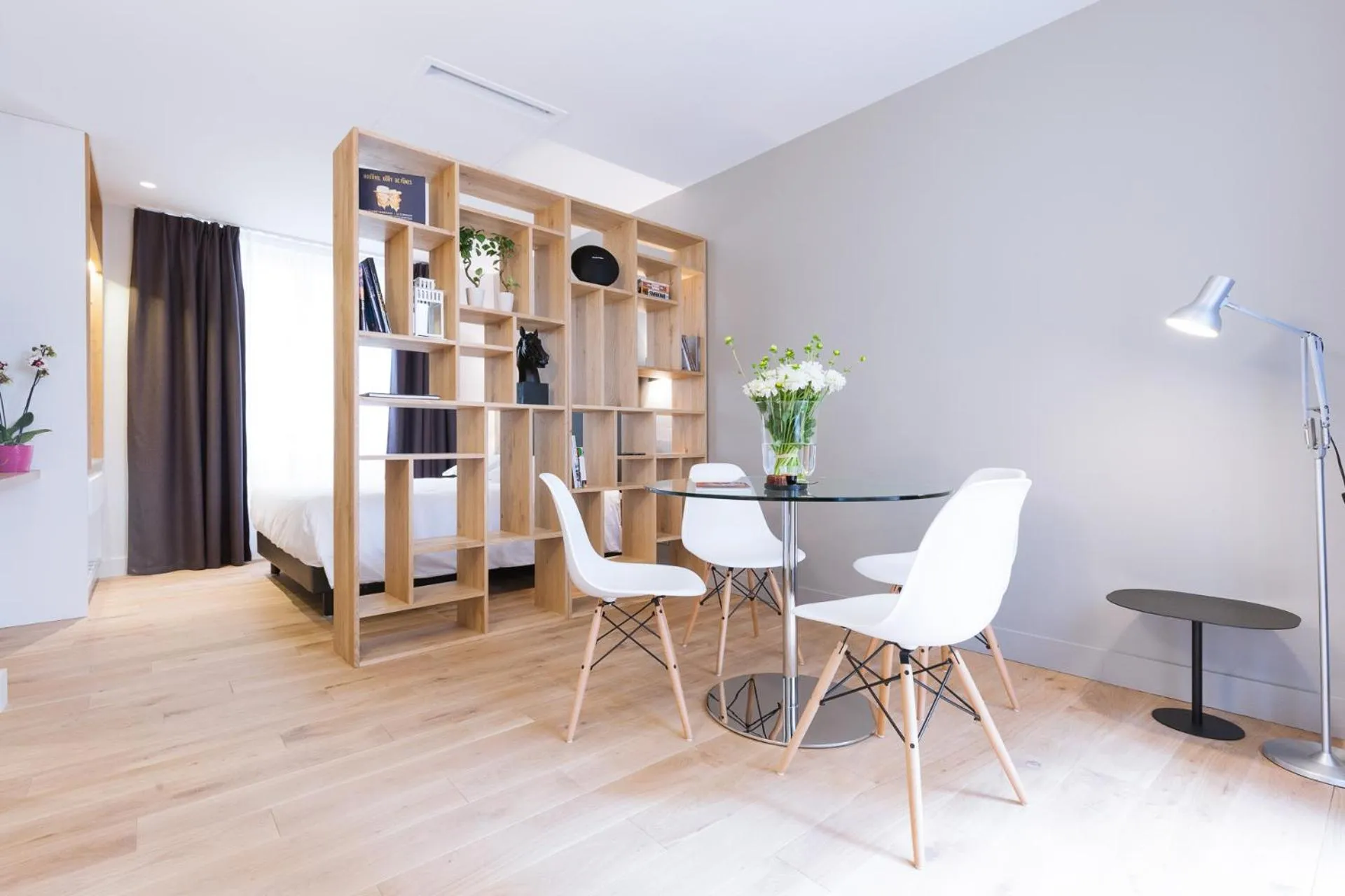 Seating area in T2 bis luxe hyper centre piscine