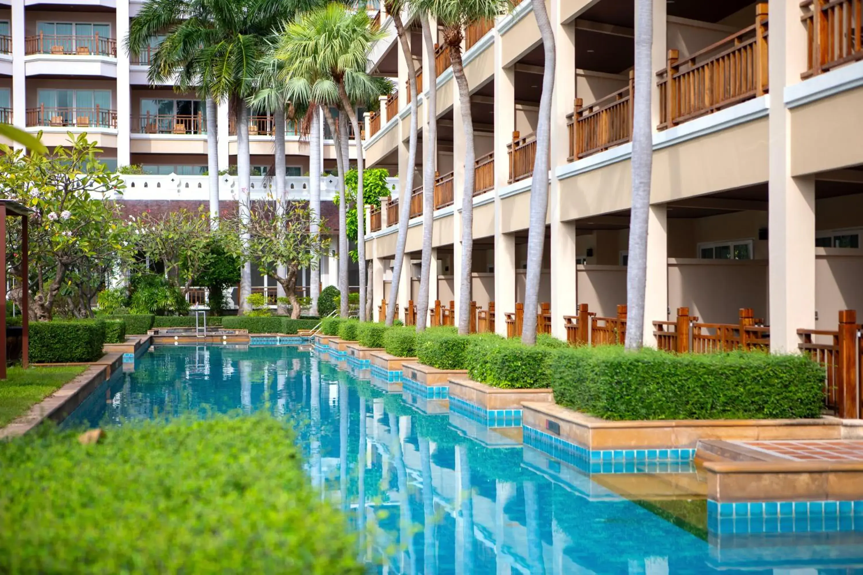 Deluxe Pool Access Double in The Heritage Pattaya Beachfront Resort Deluxe Pool Access Double in The Heritage Pattaya Beachfront Resort