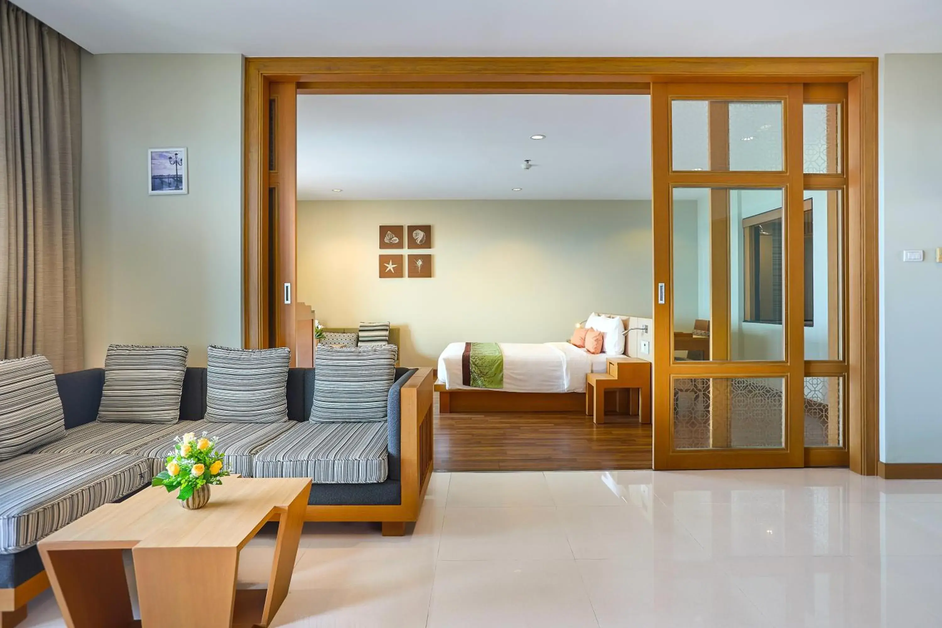 Ocean View Suite in The Heritage Pattaya Beachfront Resort Ocean View Suite in The Heritage Pattaya Beachfront Resort