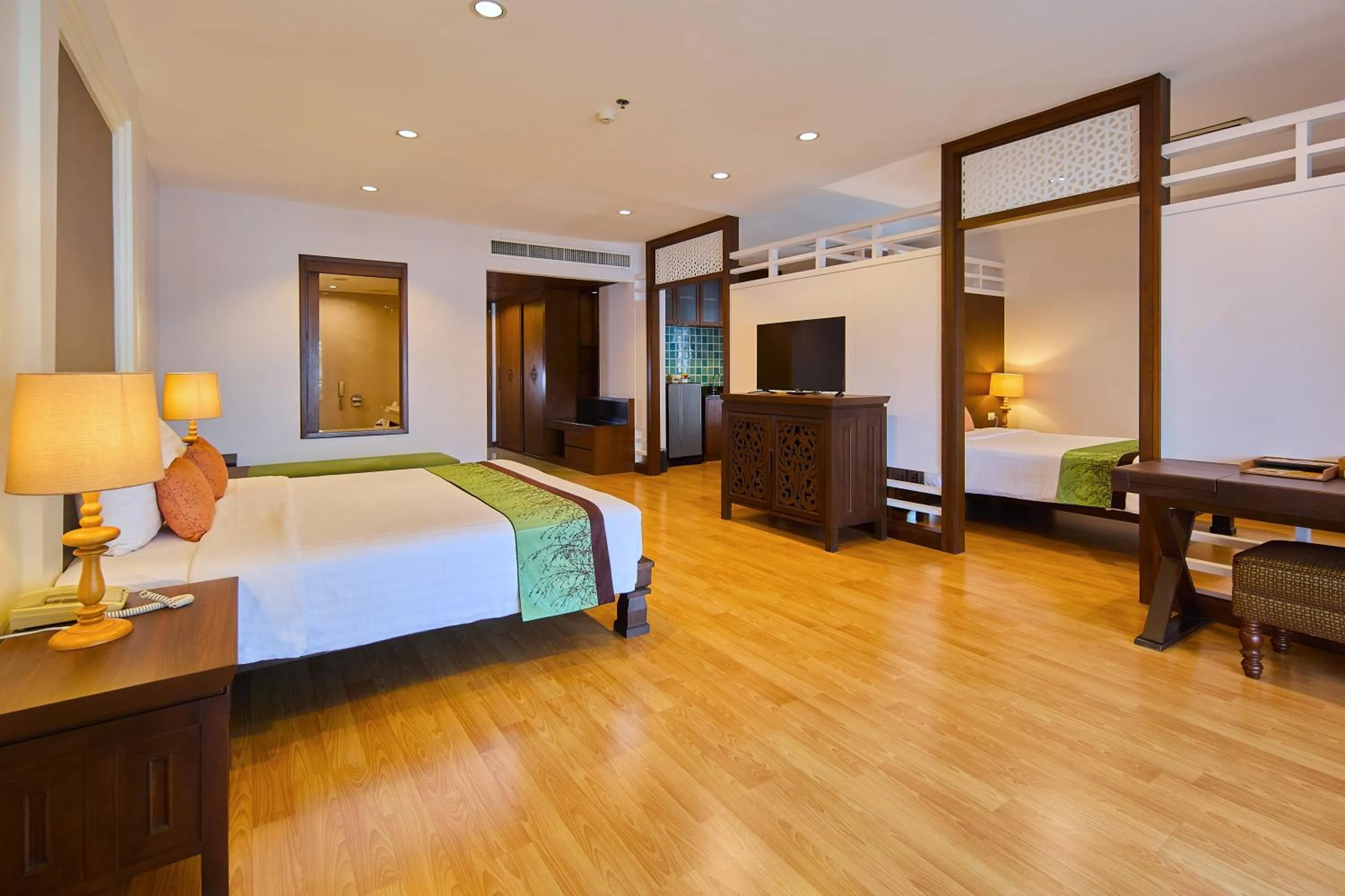 Photo of the whole room, Bed in The Heritage Pattaya Beachfront Resort