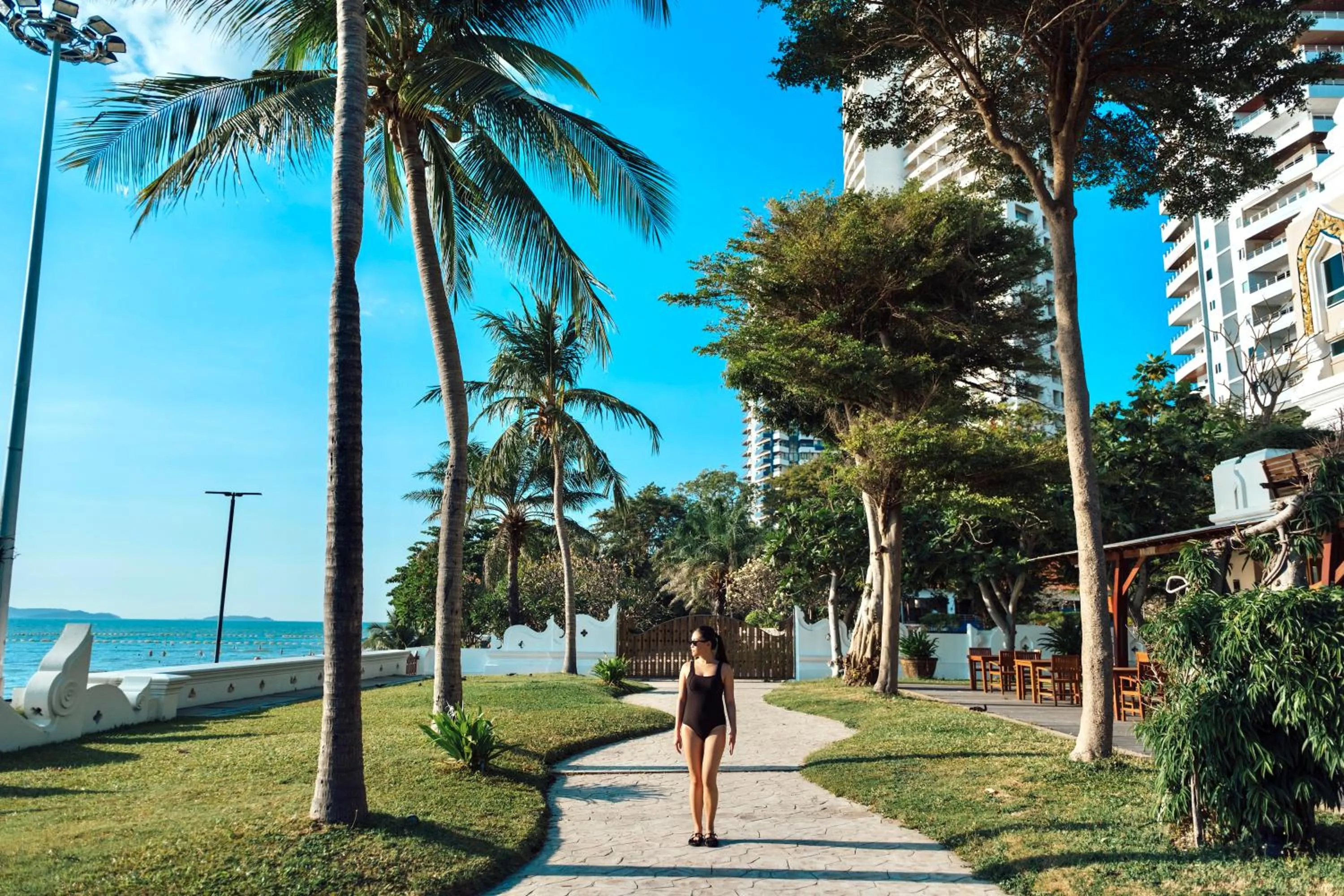 Restaurant/places to eat in The Heritage Pattaya Beachfront Resort