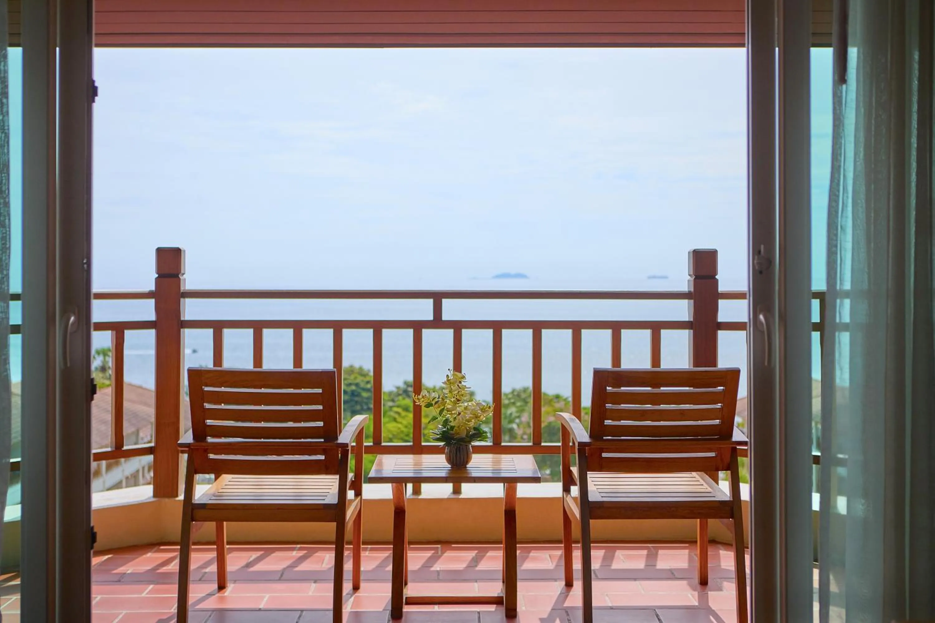 Balcony/Terrace in The Heritage Pattaya Beachfront Resort