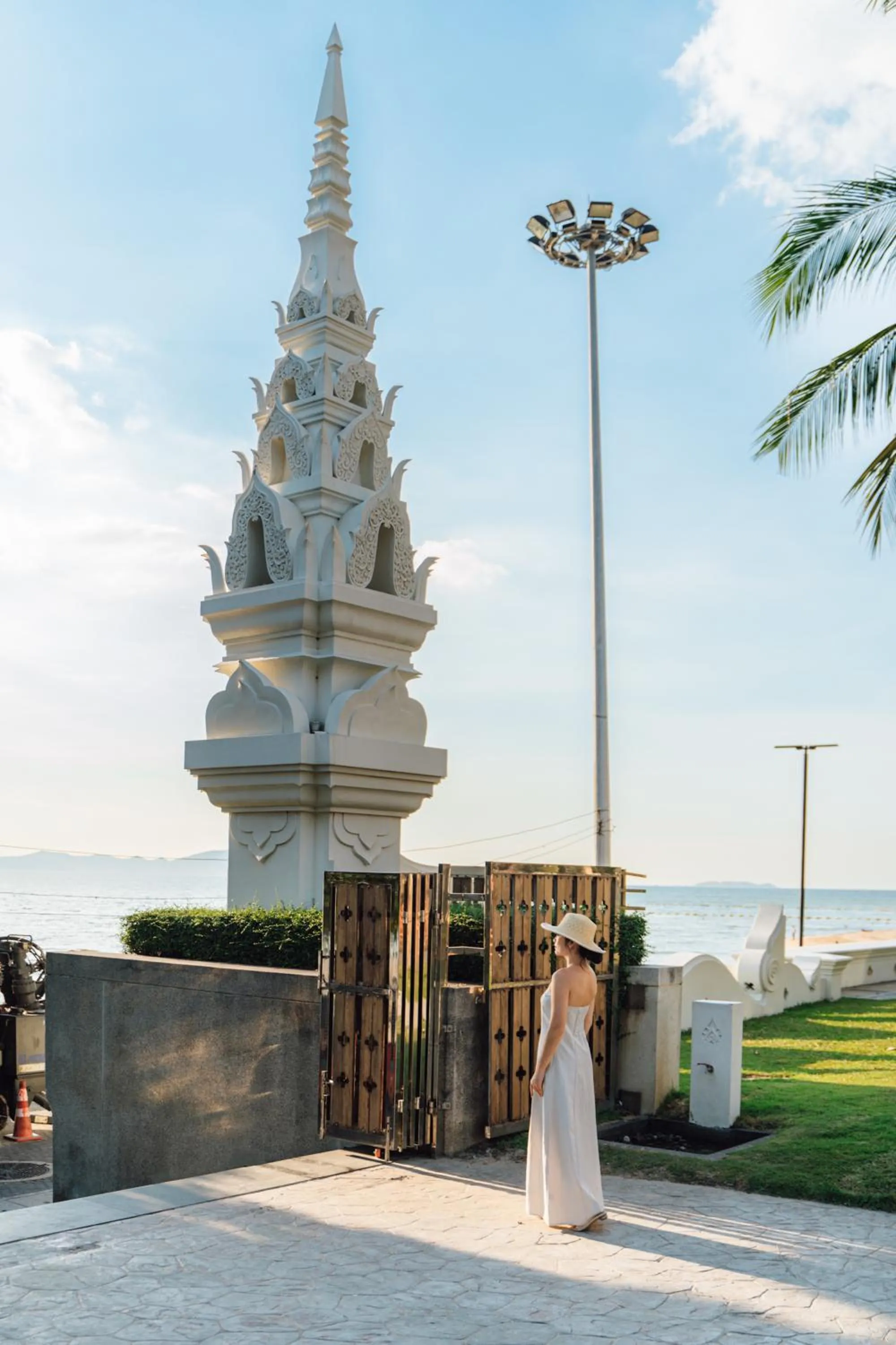 Facade/entrance in The Heritage Pattaya Beachfront Resort