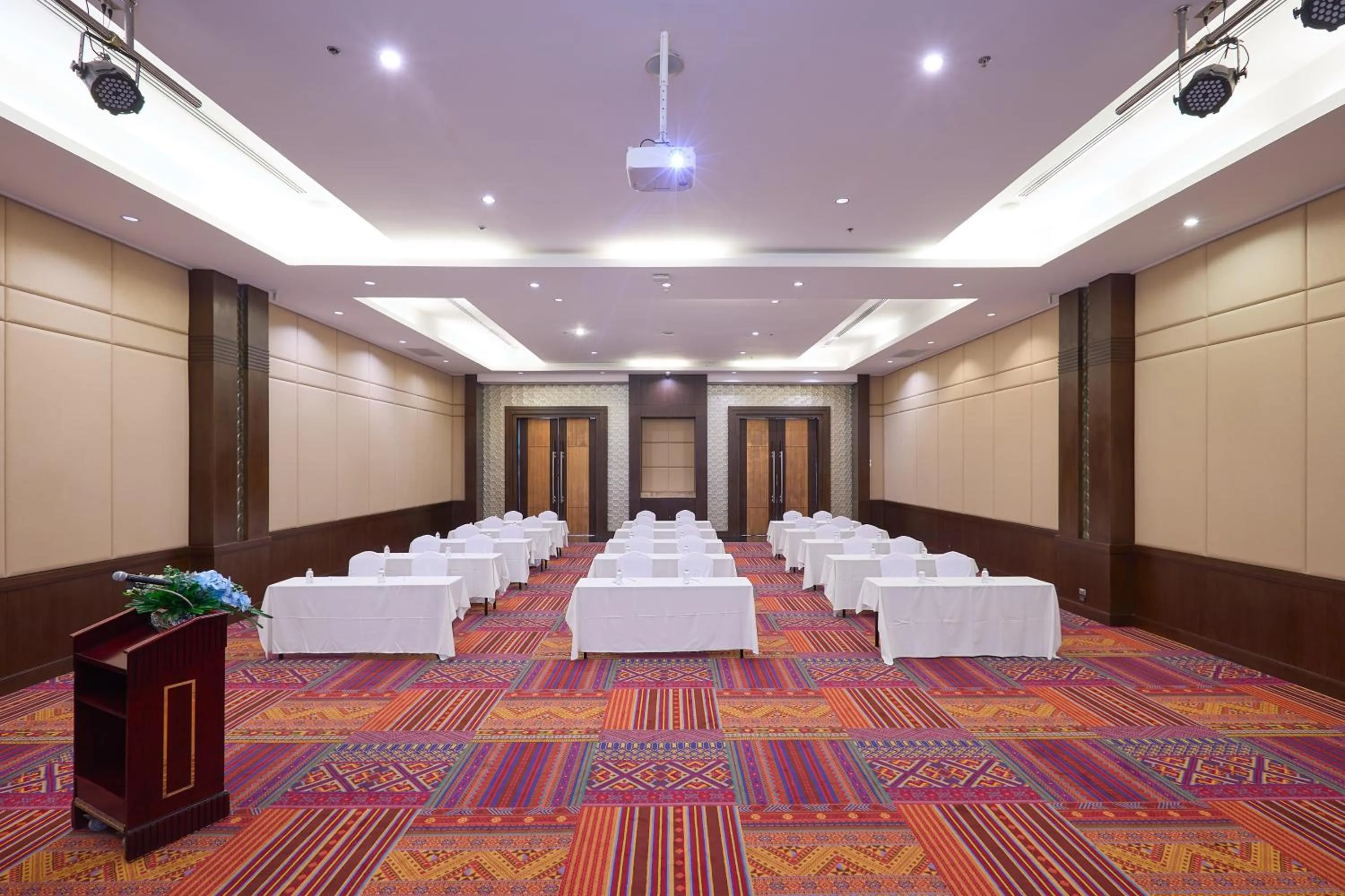 Meeting/conference room in The Heritage Pattaya Beachfront Resort