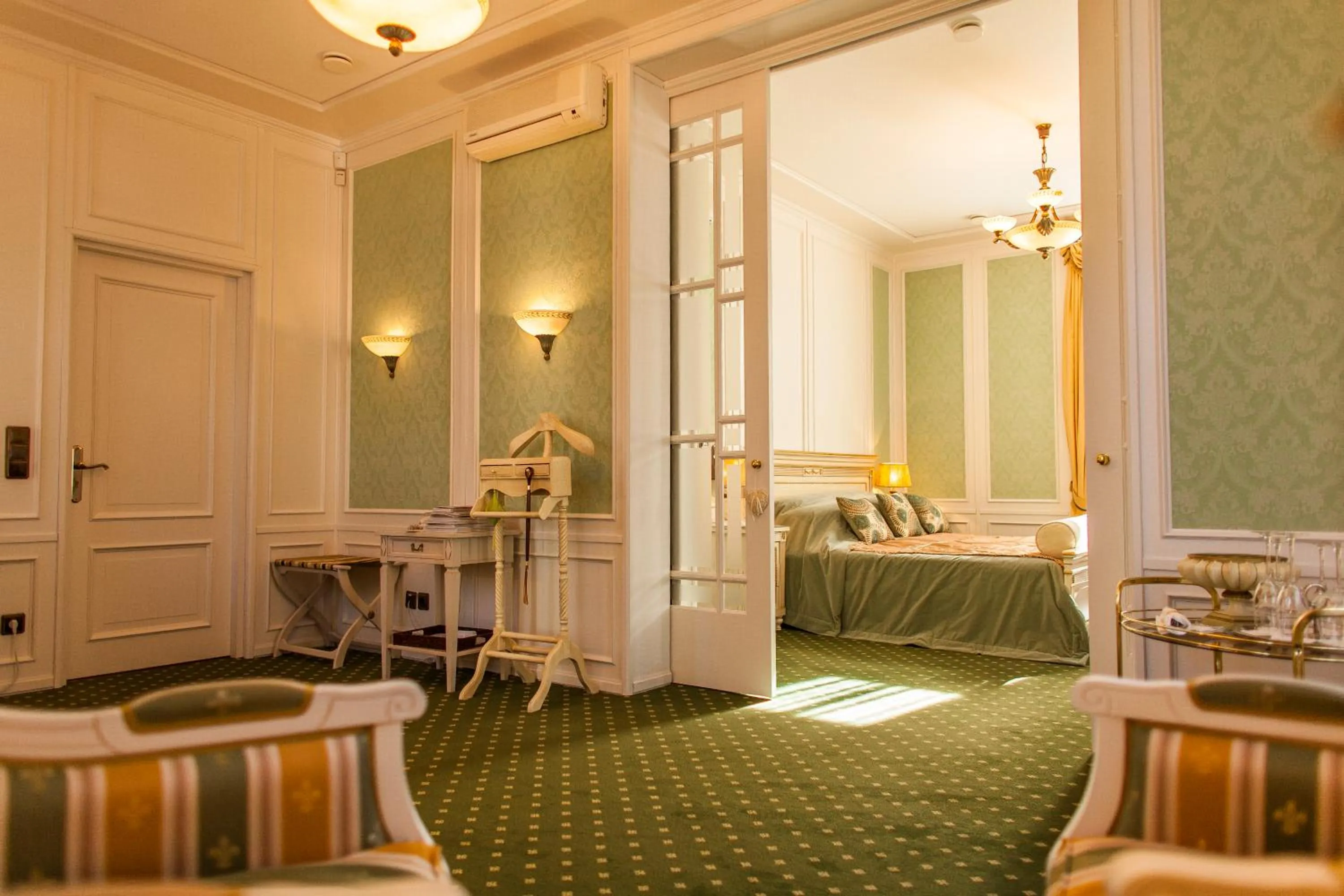 Area and facilities, Bed in TB Palace Hotel & SPA