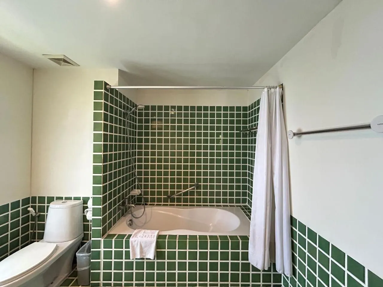 Teak Garden Resort, Chiang Rai