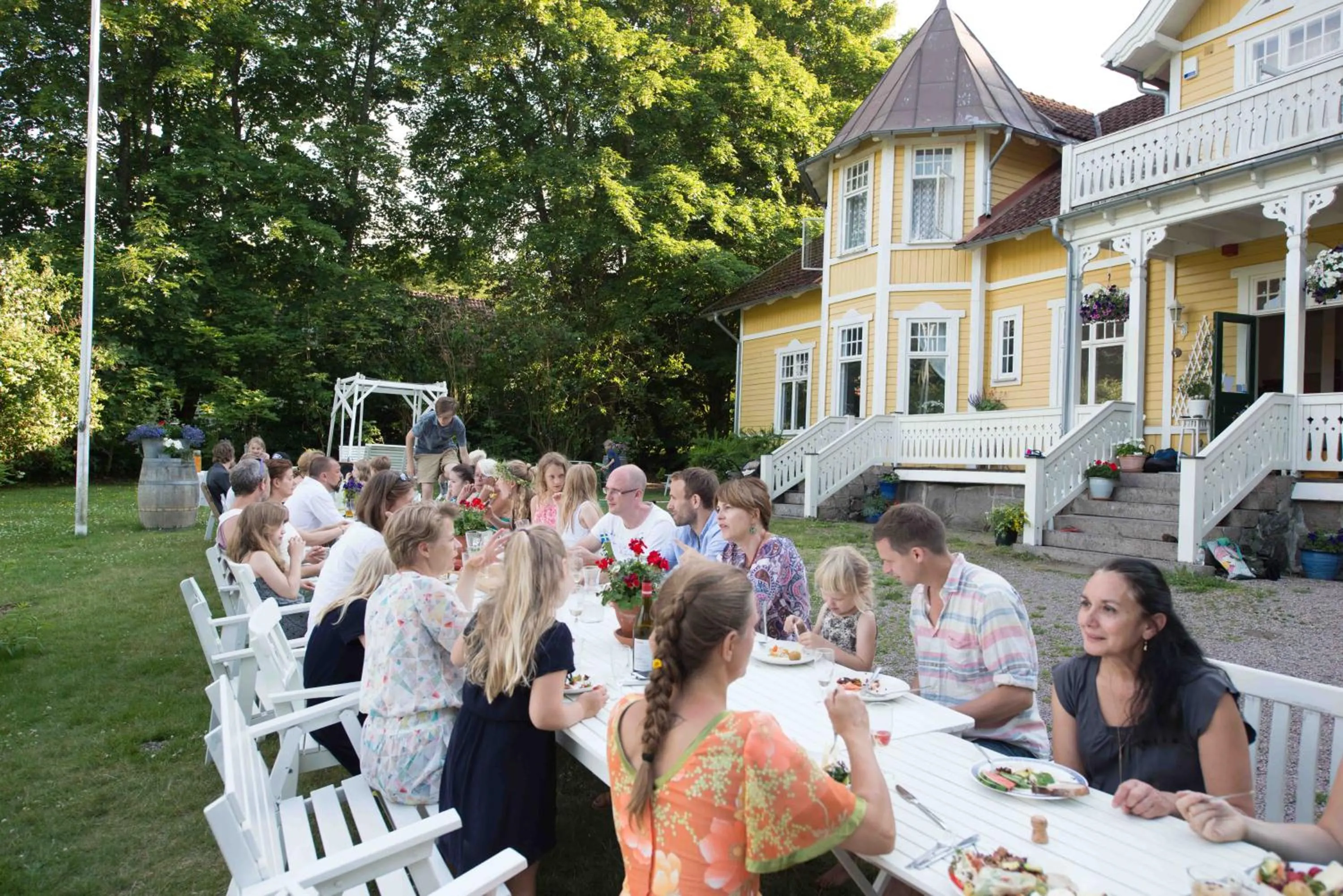 Facade/entrance in STF Villa Söderåsen B&B