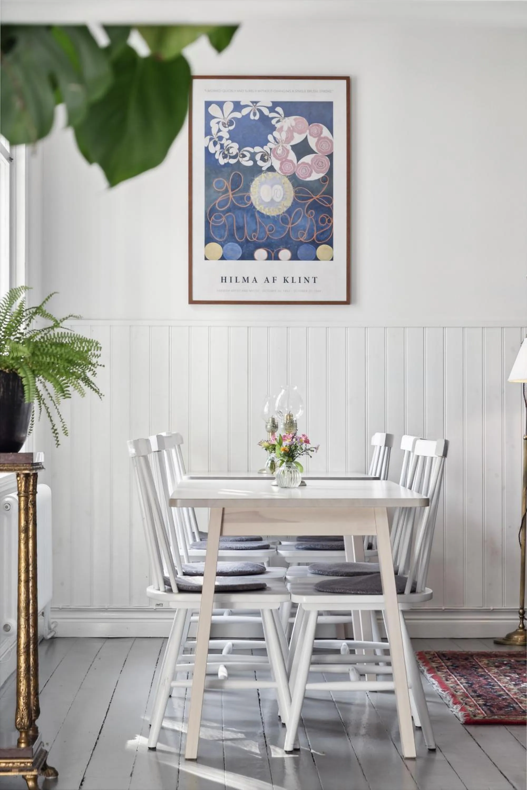 Communal lounge/ TV room in STF Villa Söderåsen B&B