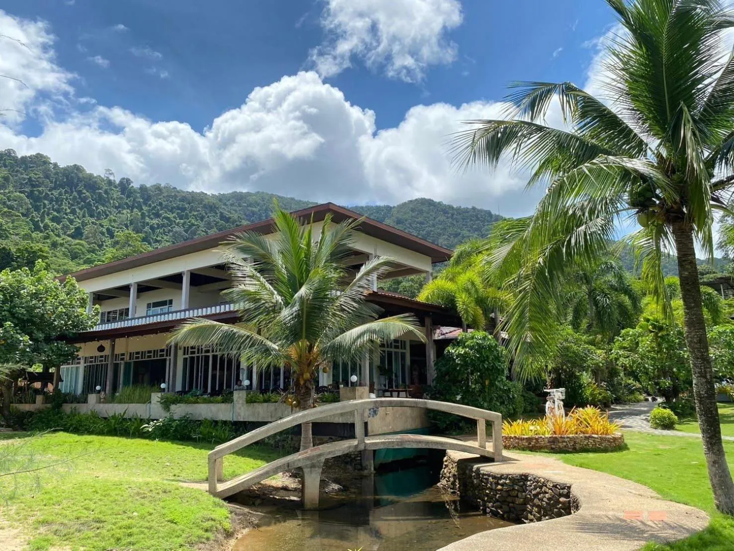 Koh Chang Bailan Beach Resort