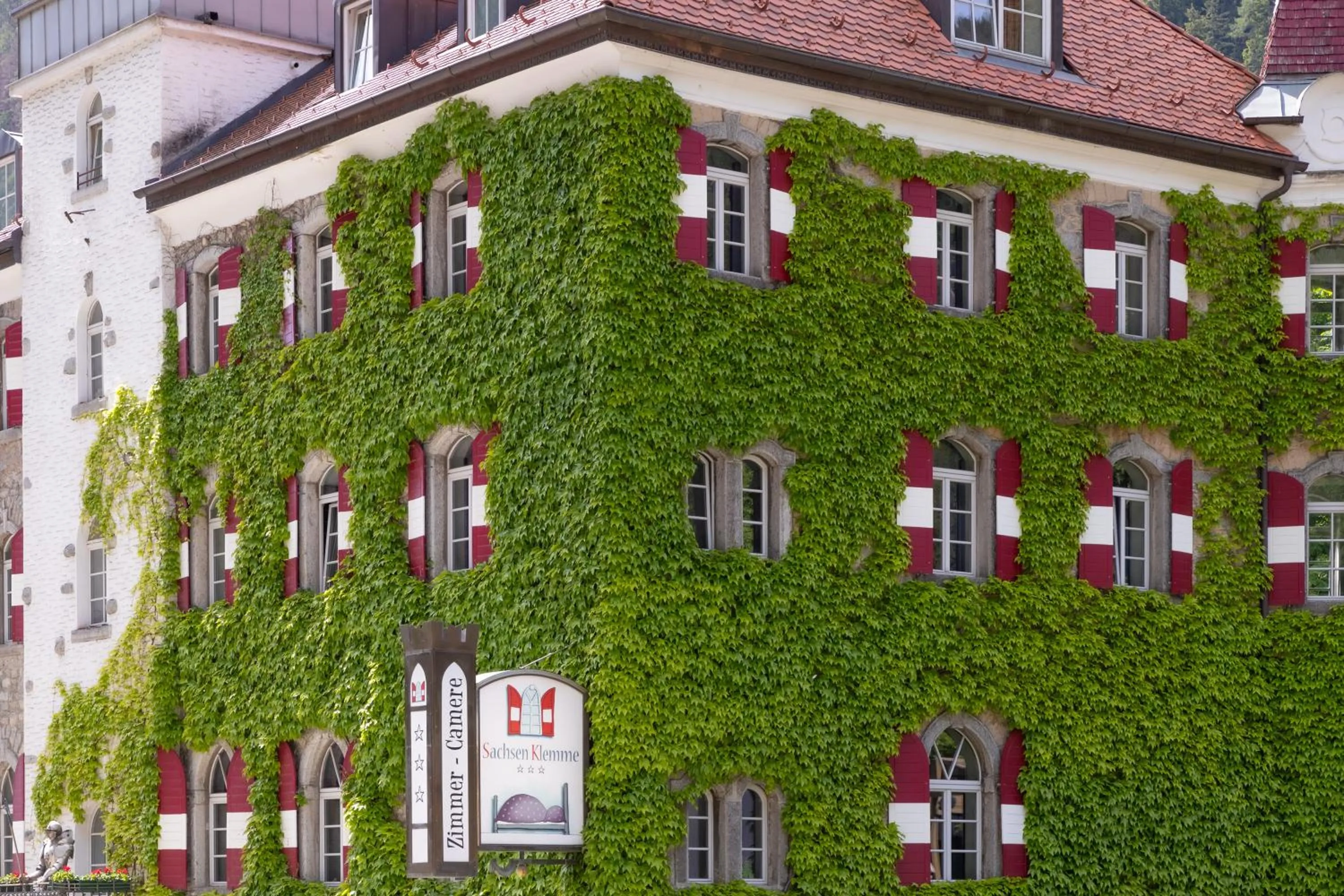 Property building in Hotel Sachsenklemme