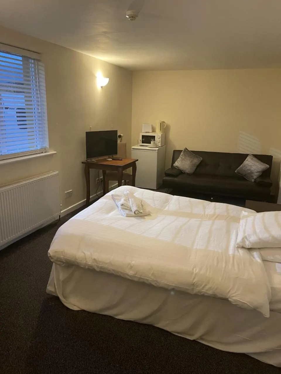 Photo of the whole room, Bed in The Red Admiral Gosforth CA20 1BP