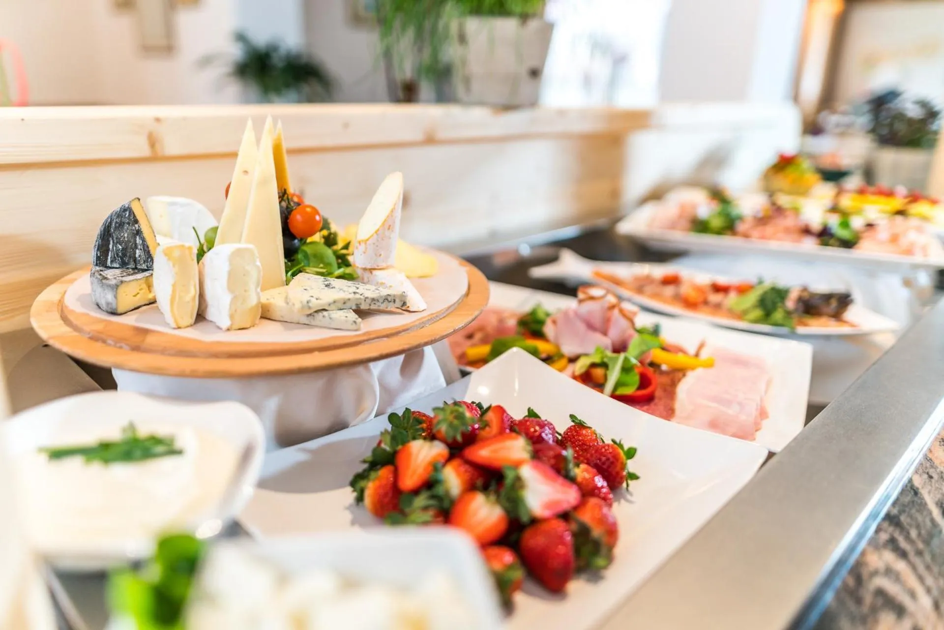 Breakfast in Hotel Sonnalm - SPA,Idyll,Dining