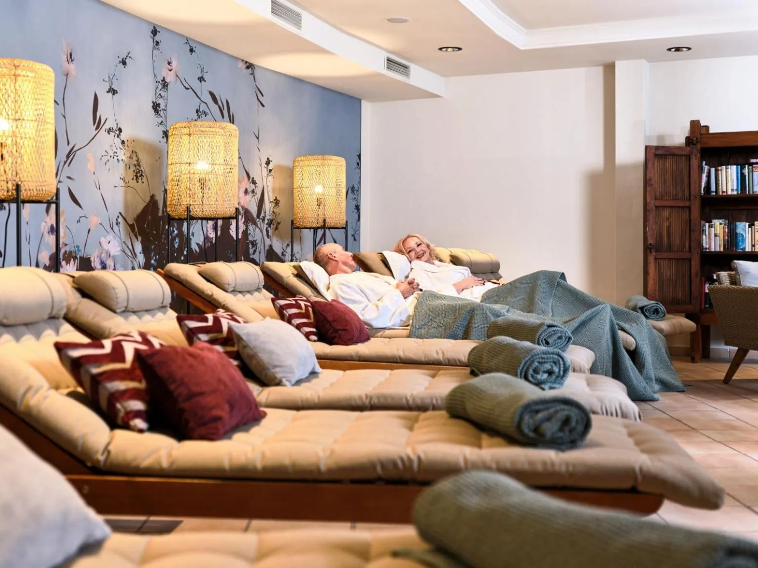 Swimming pool in Hotel Sonnalm - SPA,Idyll,Dining