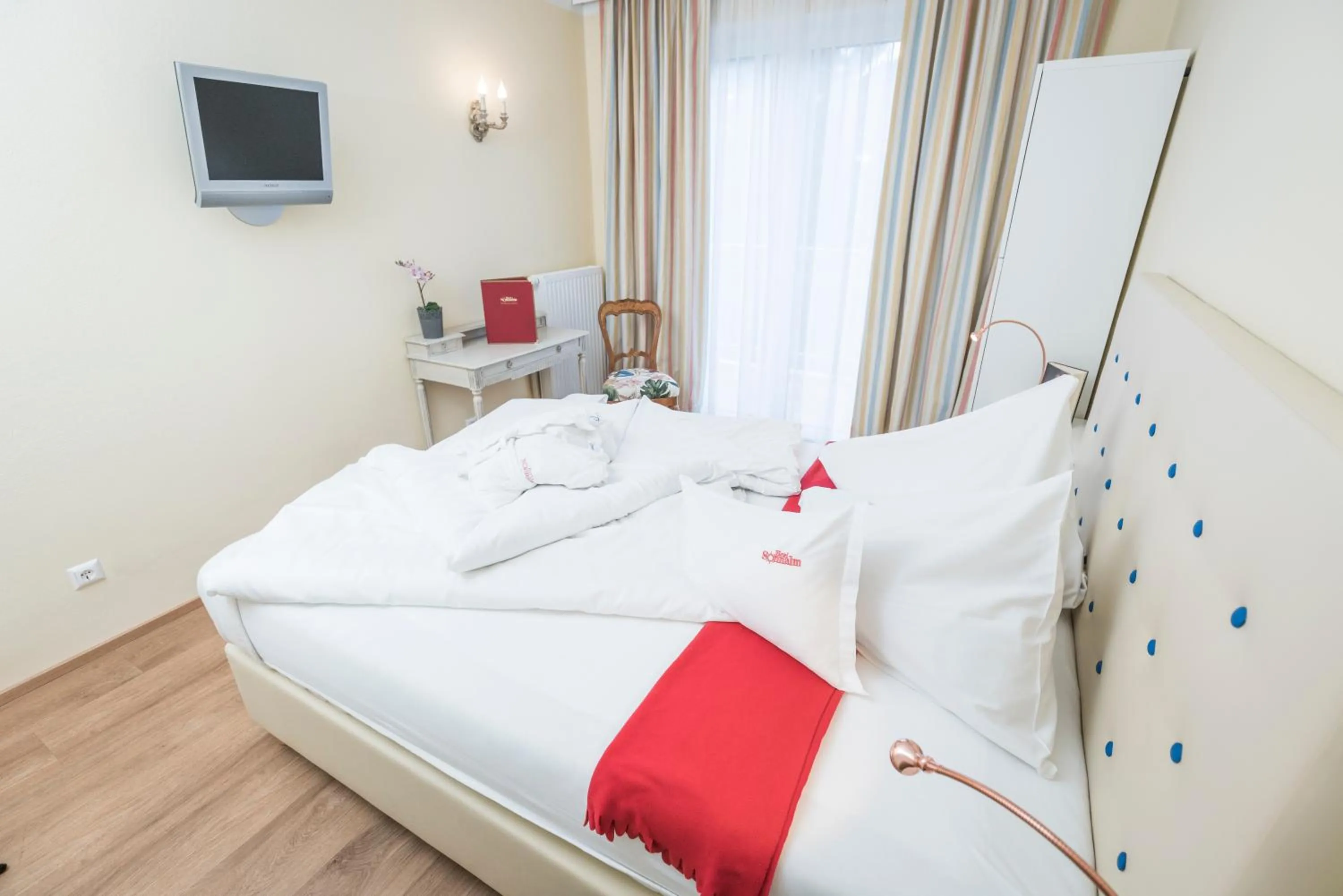 Bed in Hotel Sonnalm - SPA,Idyll,Dining